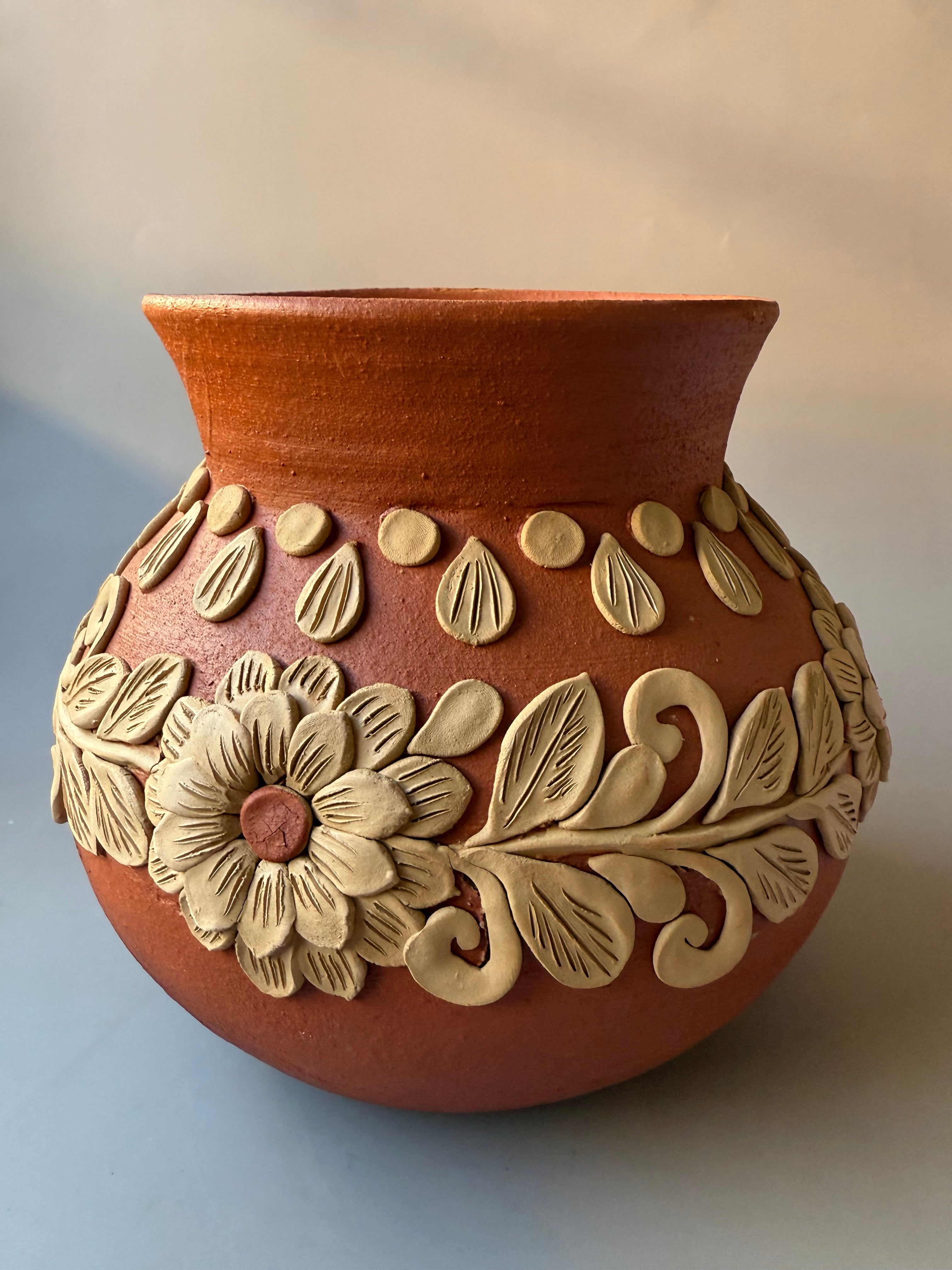 Oaxaca Pottery Clay Embroidery Round Vase