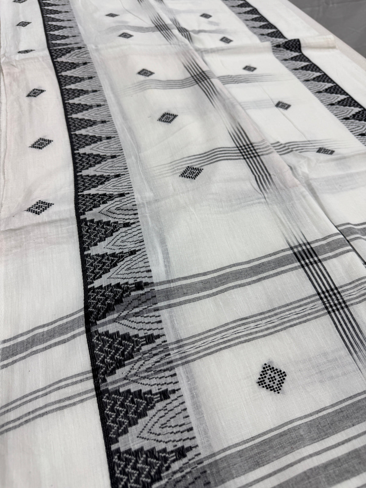 Maya : Off White and Black Soft Cotton Dhaniakhali Saree with Temple Border