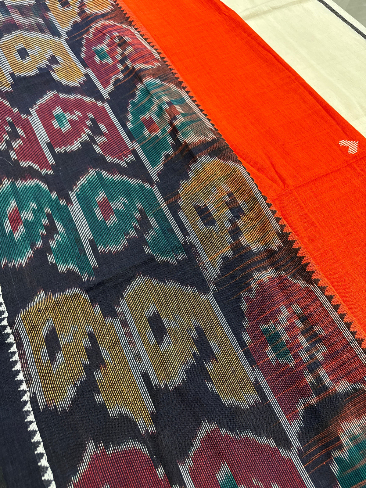 Dhriti : Dhaniakhali Soft Cotton Saree with Kotki Border