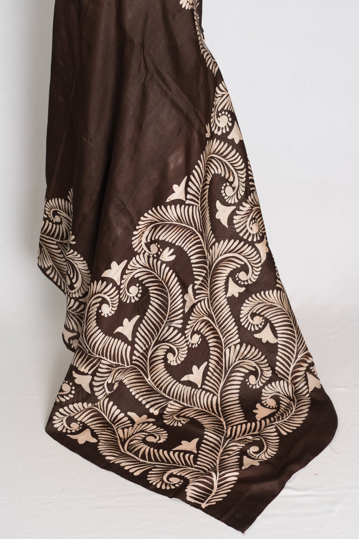 Gayetri : Coffee Brown Hand Batik Pure Murshidabad Silk Saree | Silk Mark