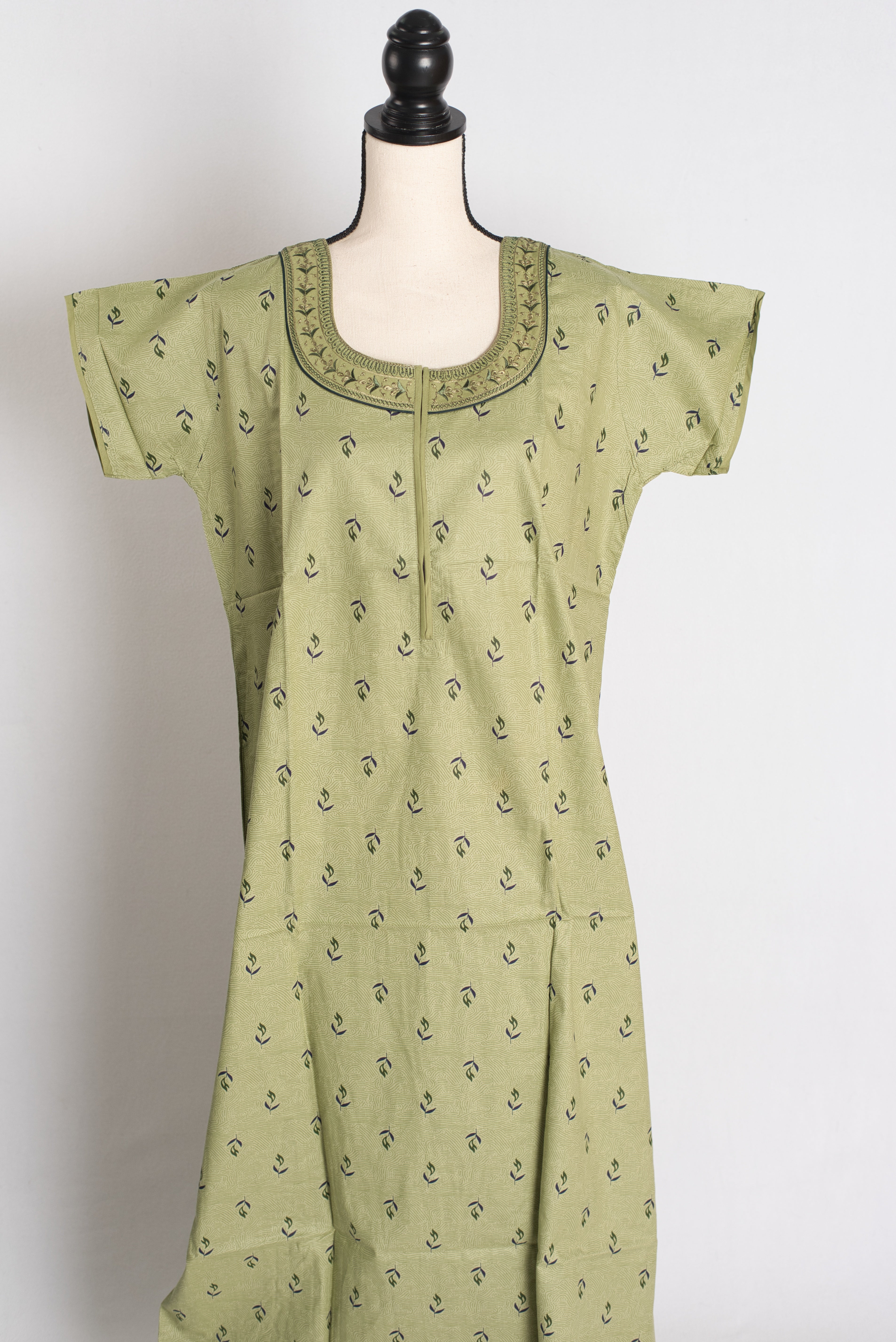 Printed Green Pure Cotton Nightwear in Regular Size