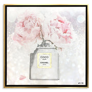 Dawn Anniversary Bouquet: Diamond Dust™