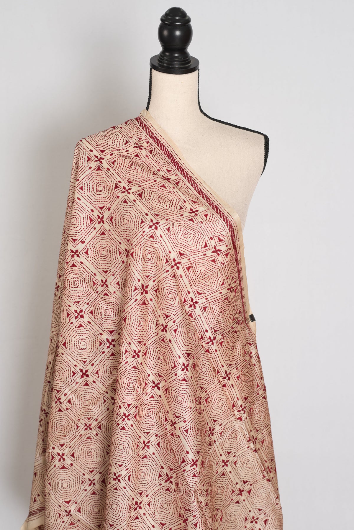 Hand Embroidered Beige & Red Gachi Tussar Silk Kantha Dupatta | Vibha