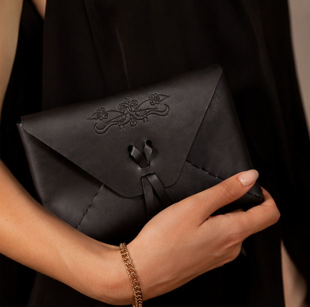 Sirahar Leather Ladies Clutch