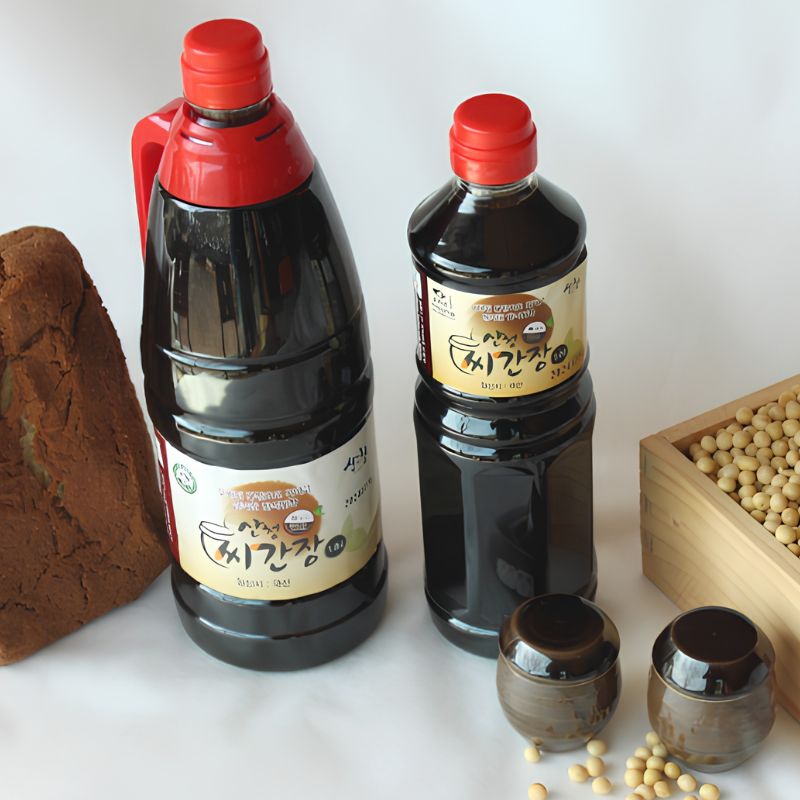 Traditional Korean Soy Sauce, Sancheong Aged Seed Soy Sauce (1L)