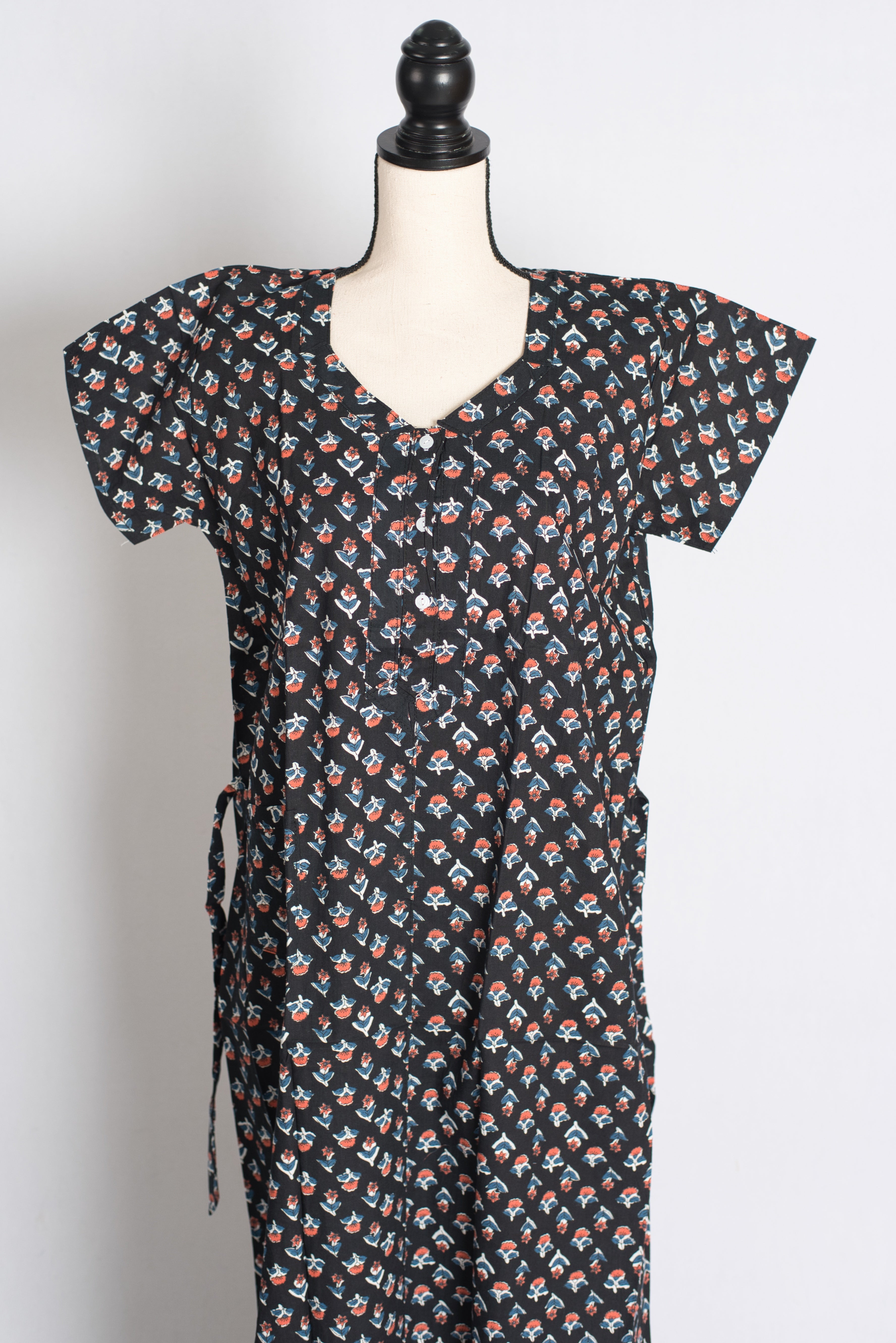 Printed Black Pure Cotton Nightwear in Regular Size