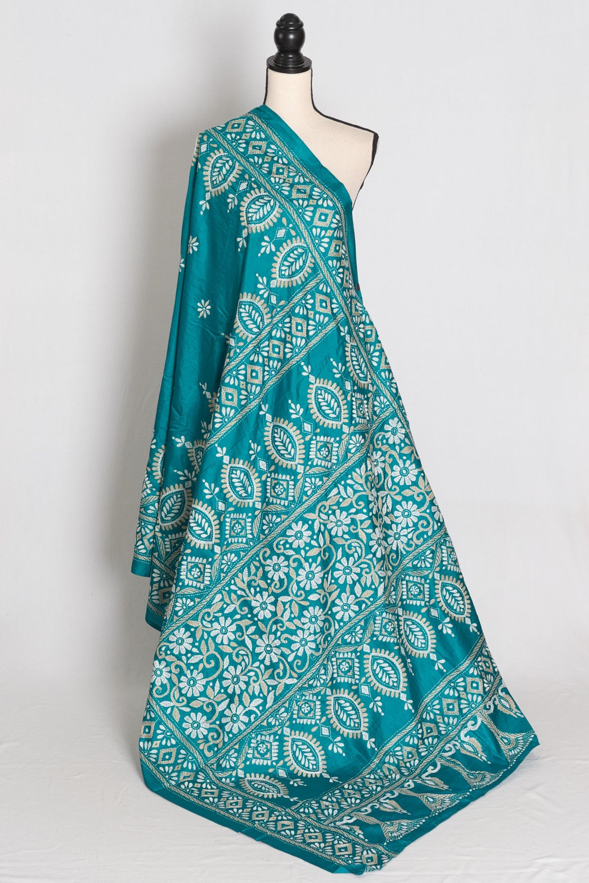 Mahua : Green Pure Silk Hand-Embroidered Kantha Stitch Saree | Silk Mark