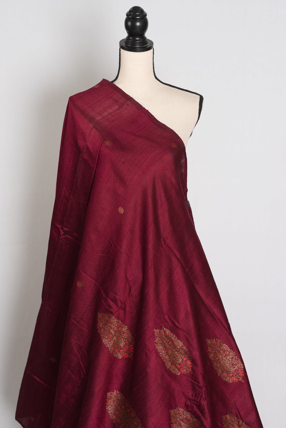 Shital : Maroon Borderless Pure Raw Silk Banarasi Saree | Antique Gold