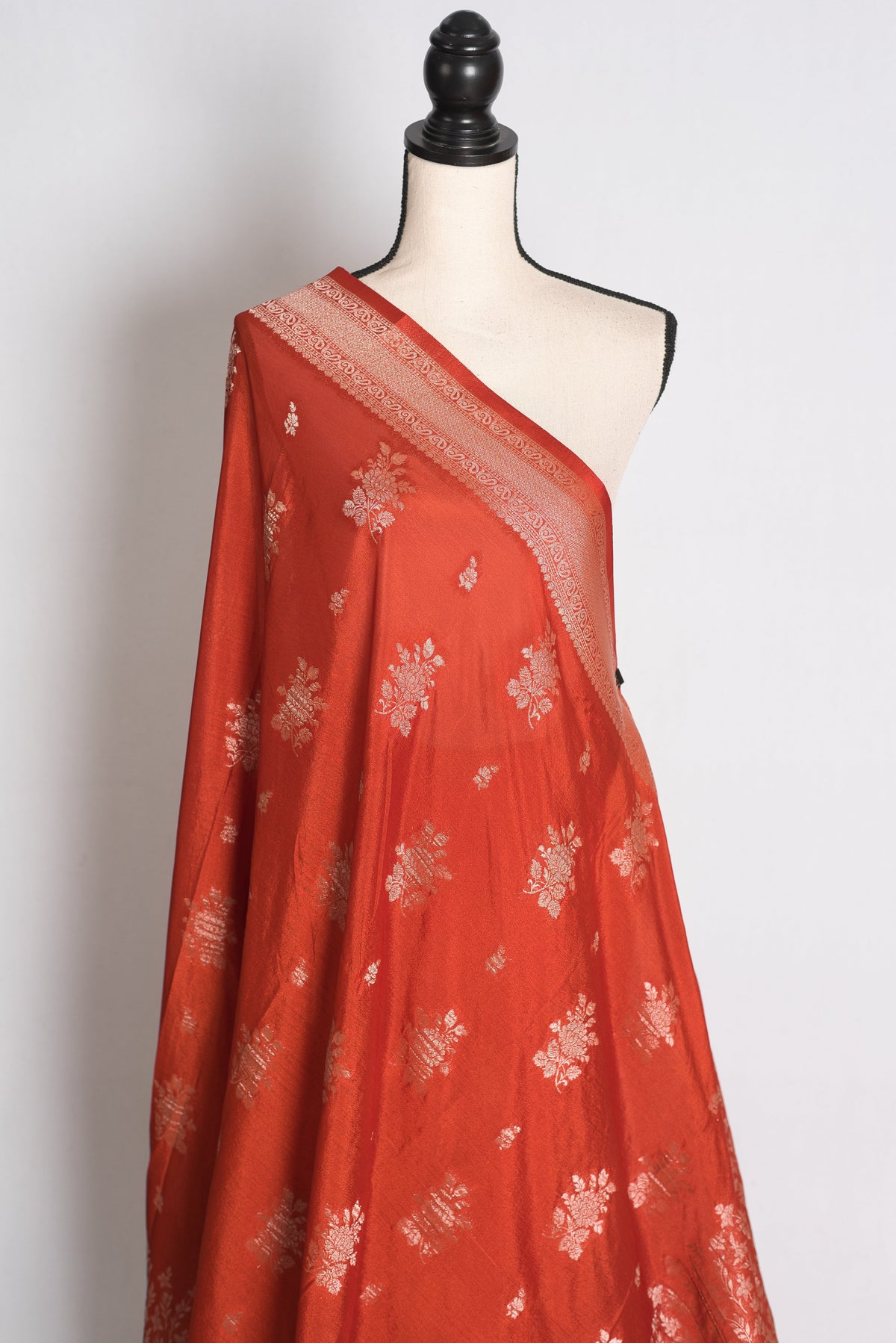 Priya: Rust Brown Lightweight Semi Georgette Banarasi Saree