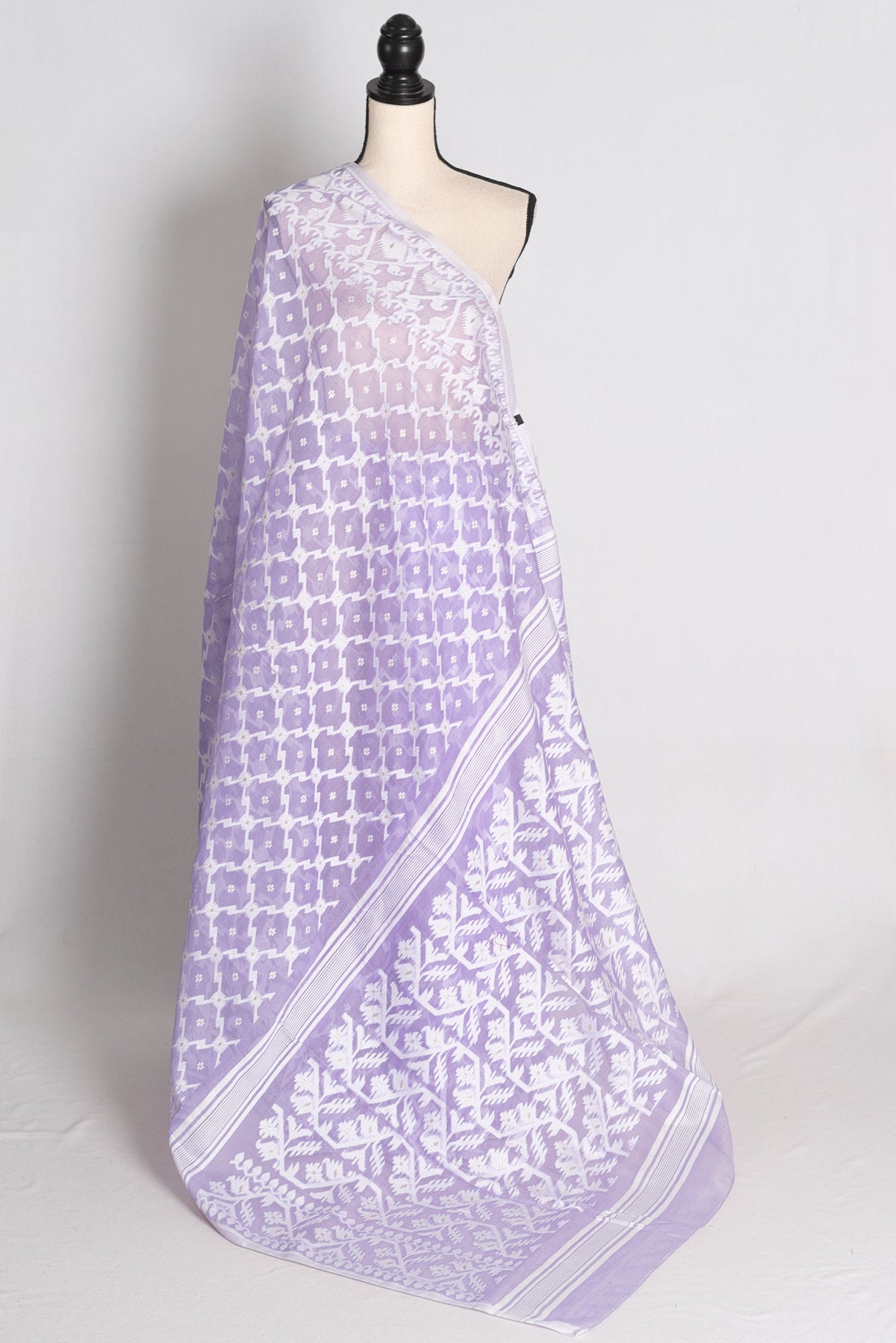 Priti – Light Purple and White Soft Jamdani Saree