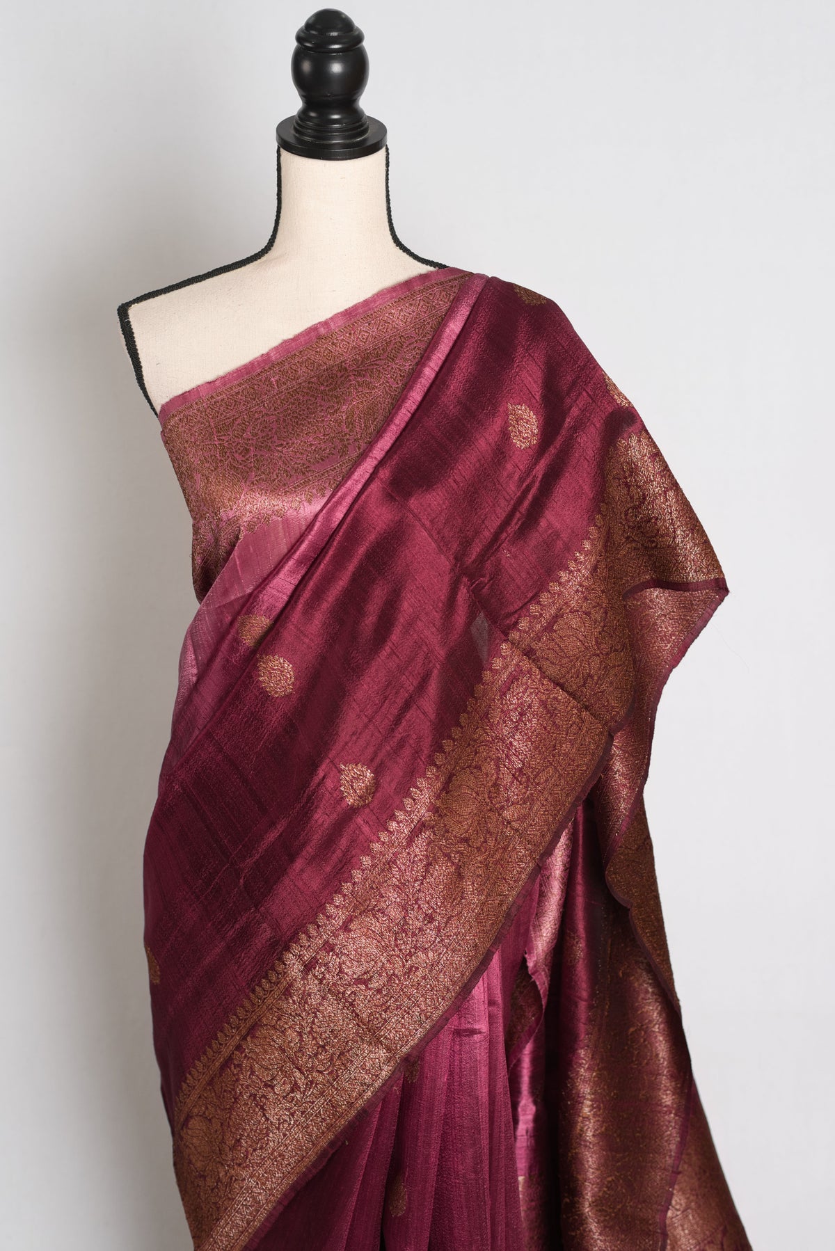 Farah : Pink & Wine Ombre Raw Silk Handloom Banarasi Saree | Silk Mark Certified