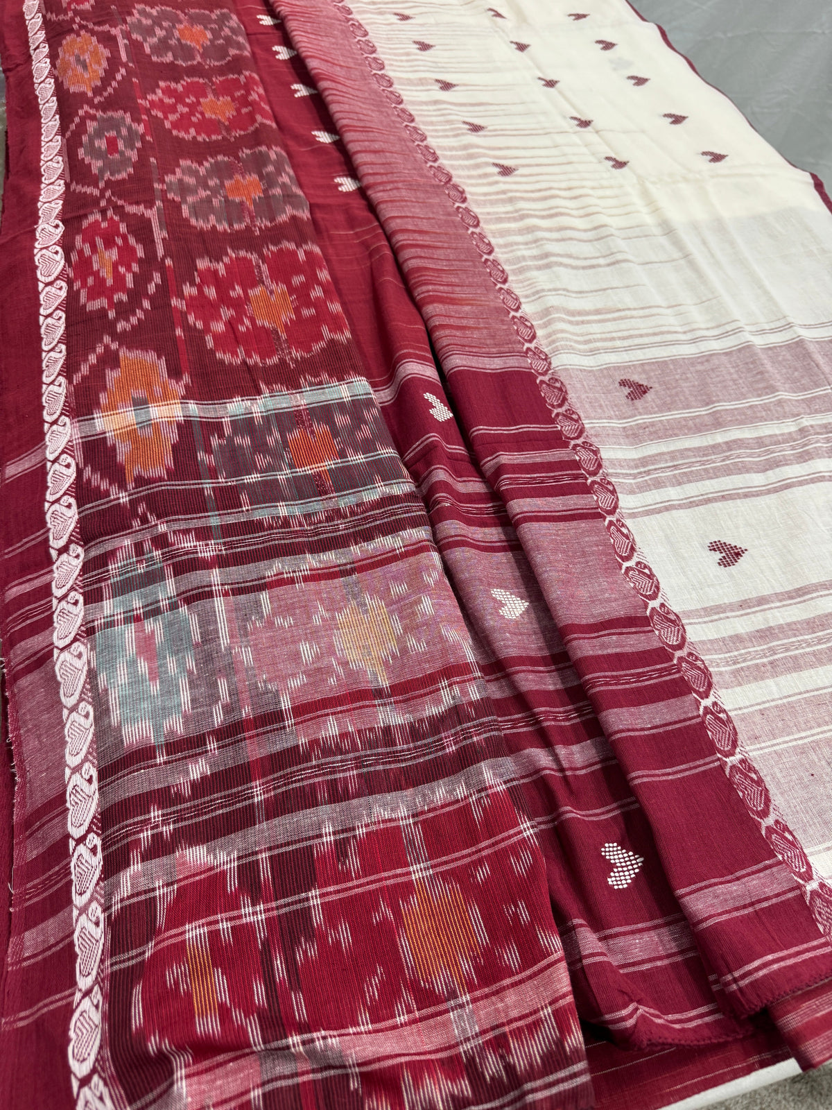 Pritha : Beige and Maroon Dhaniakhali Soft Cotton Saree with Kotki Border