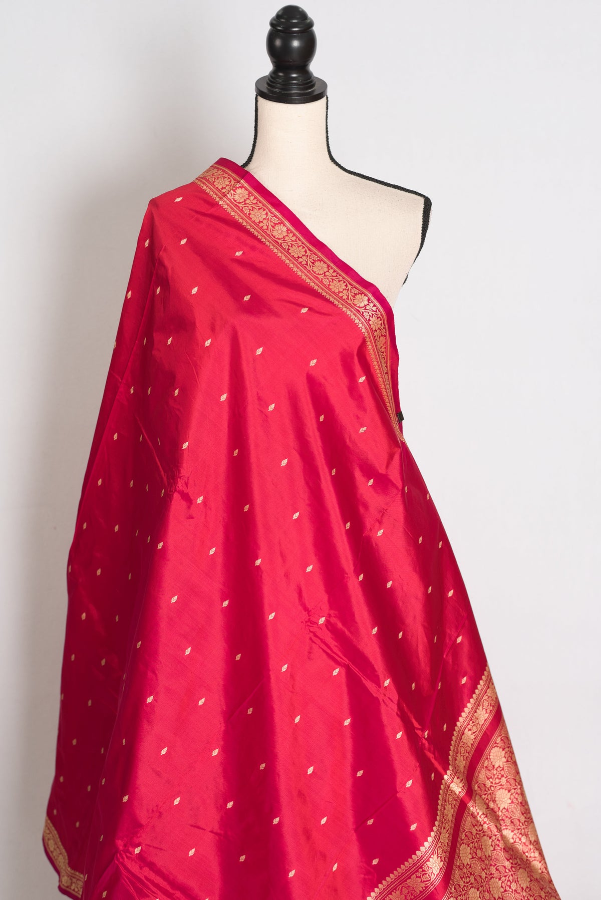 Priya : Rosy Pink Pure Banarasi Silk Saree with Delicate Gold Zari Booti