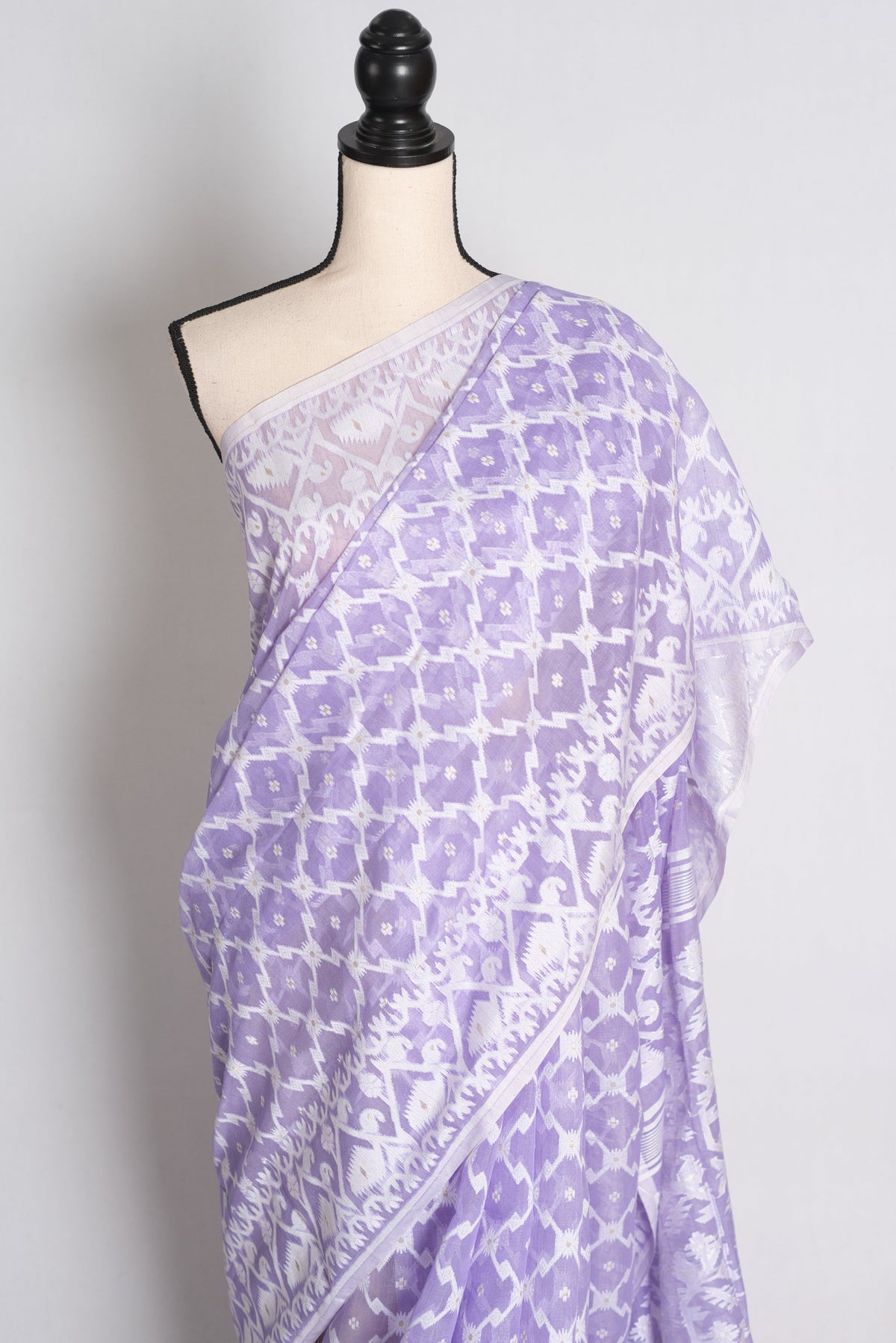 Priti – Light Purple and White Soft Jamdani Saree