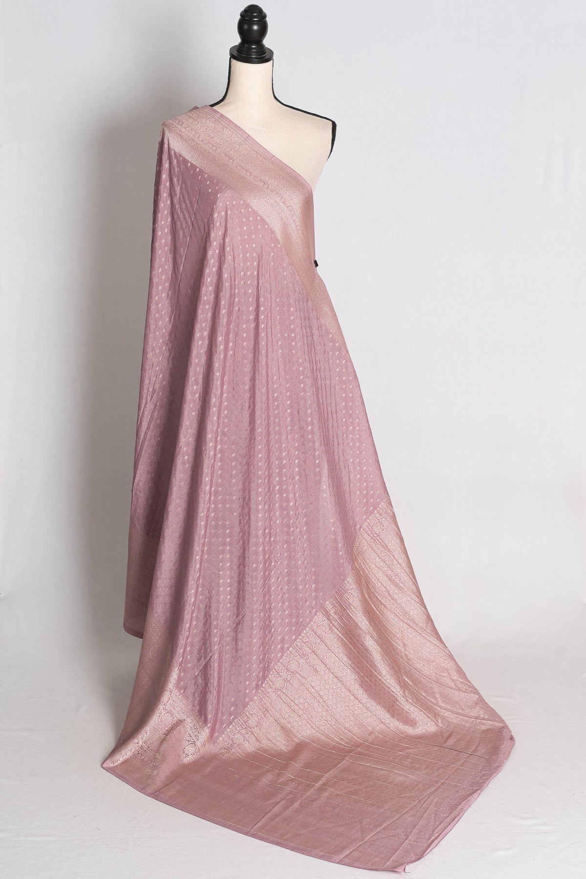 Indira: Pastel Mauve Lightweight Semi Georgette Banarasi Saree