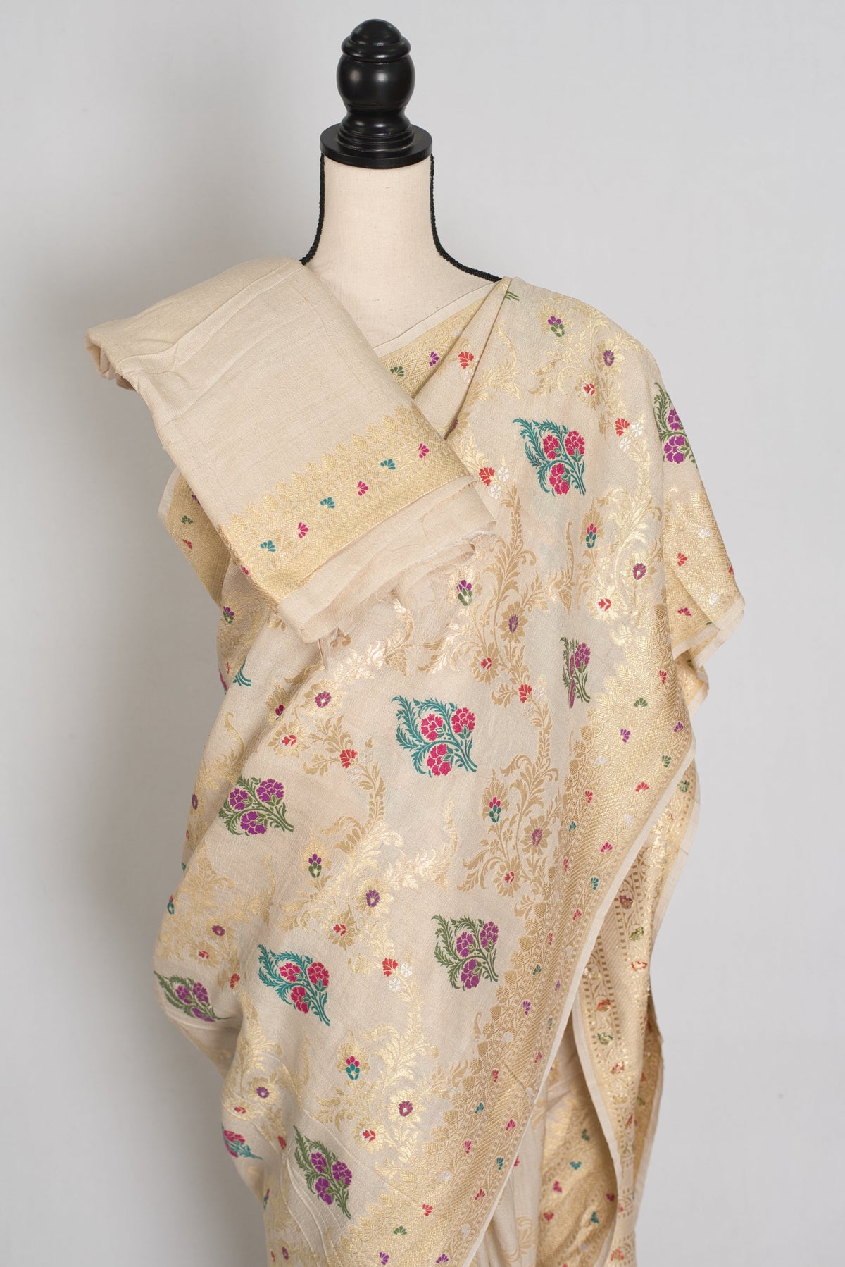 Reena : Beige & Gold Tussar Georgette Banarasi Saree with Minakari Floral Jaal
