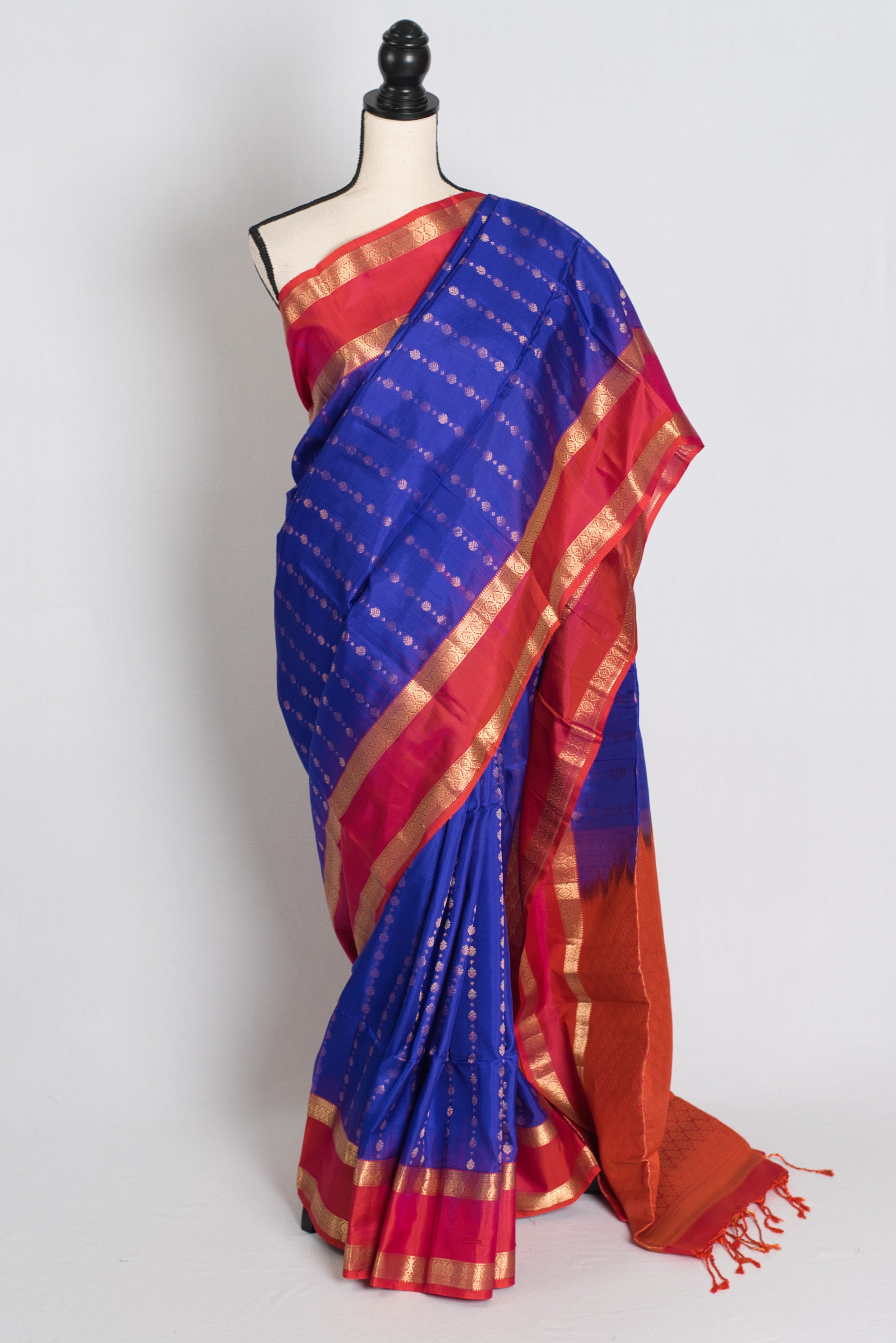Raji : Silk Mark Certified Kanchipuram Silk Saree in Royal Blue