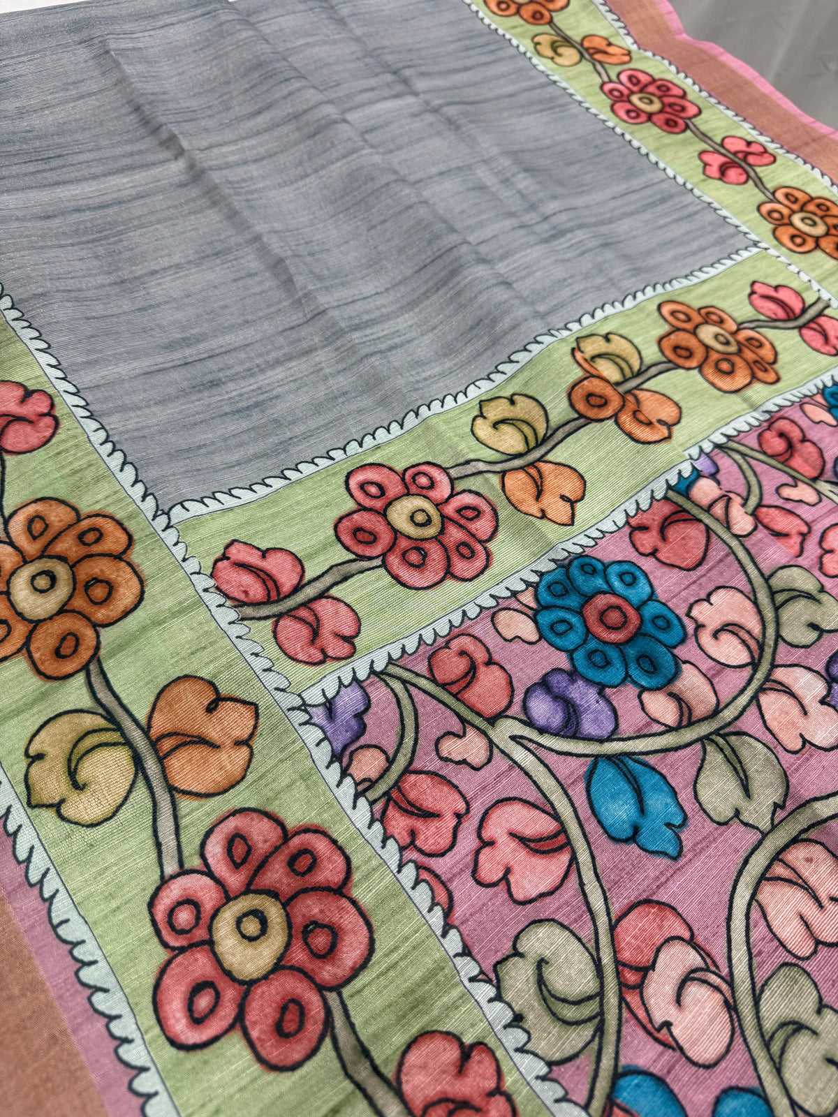 Nisha: Steel Gray & Dusty Pink Semi Tussar Saree | Floral Kalamkari Print