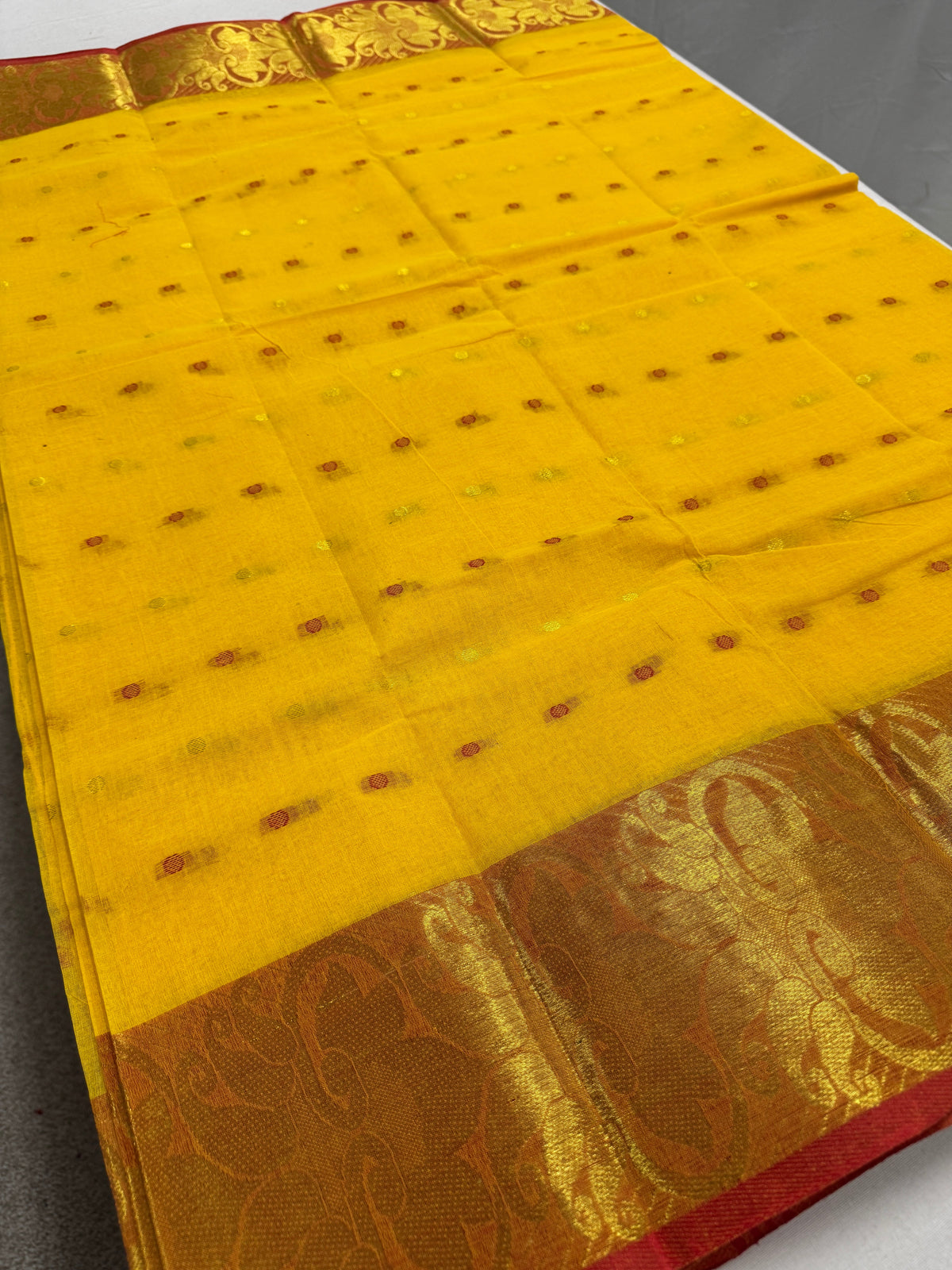 Ritaja : Yellow and Red Bengal Handloom Pure Cotton Tant Saree