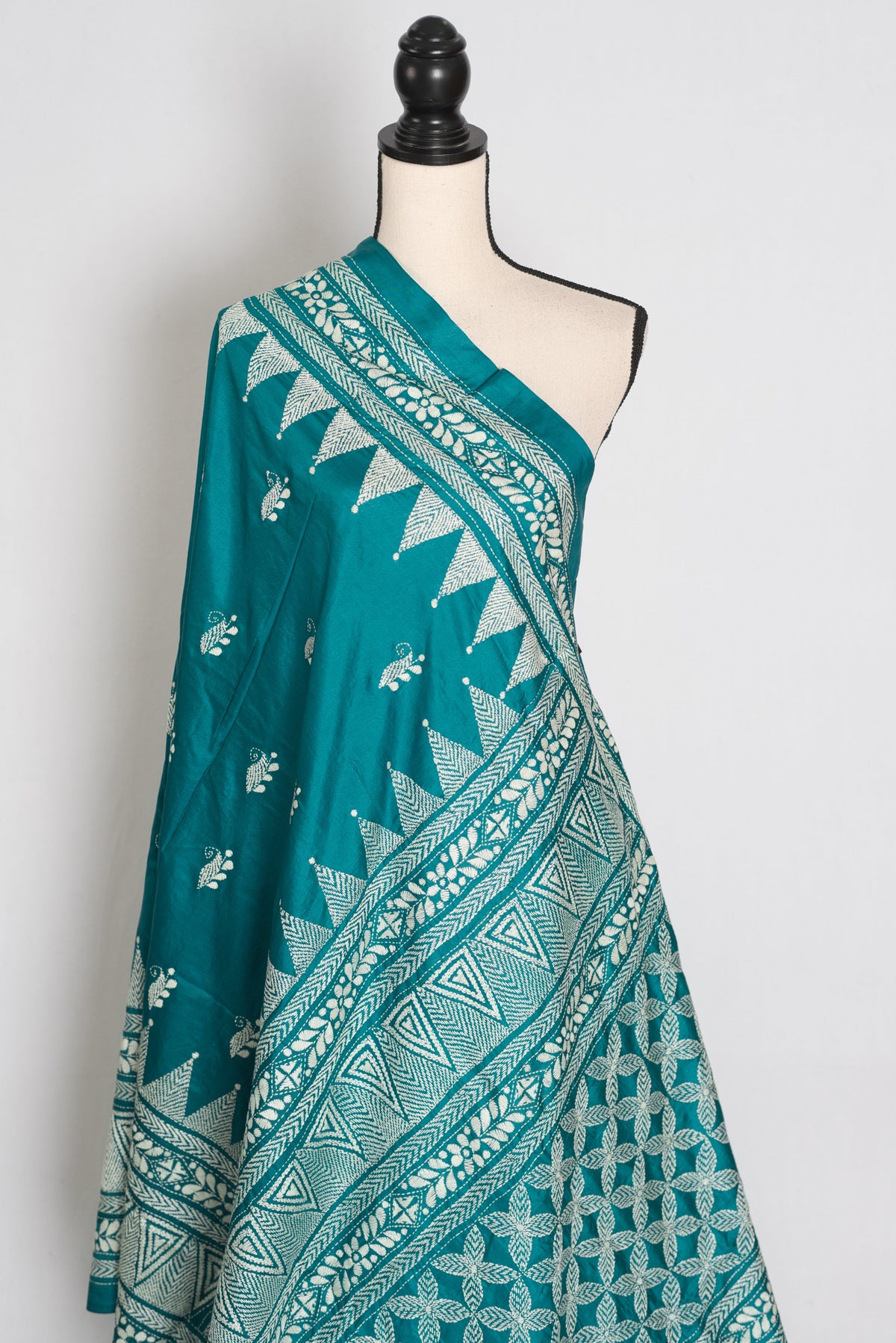 Keya : Green Pure Silk Kantha Saree with 40 Size Ready Stitched Blouse
