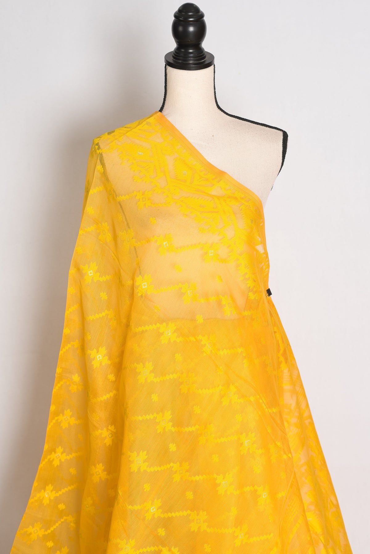 Juhi : Bright Yellow Soft Blended Cotton Jamdani Saree