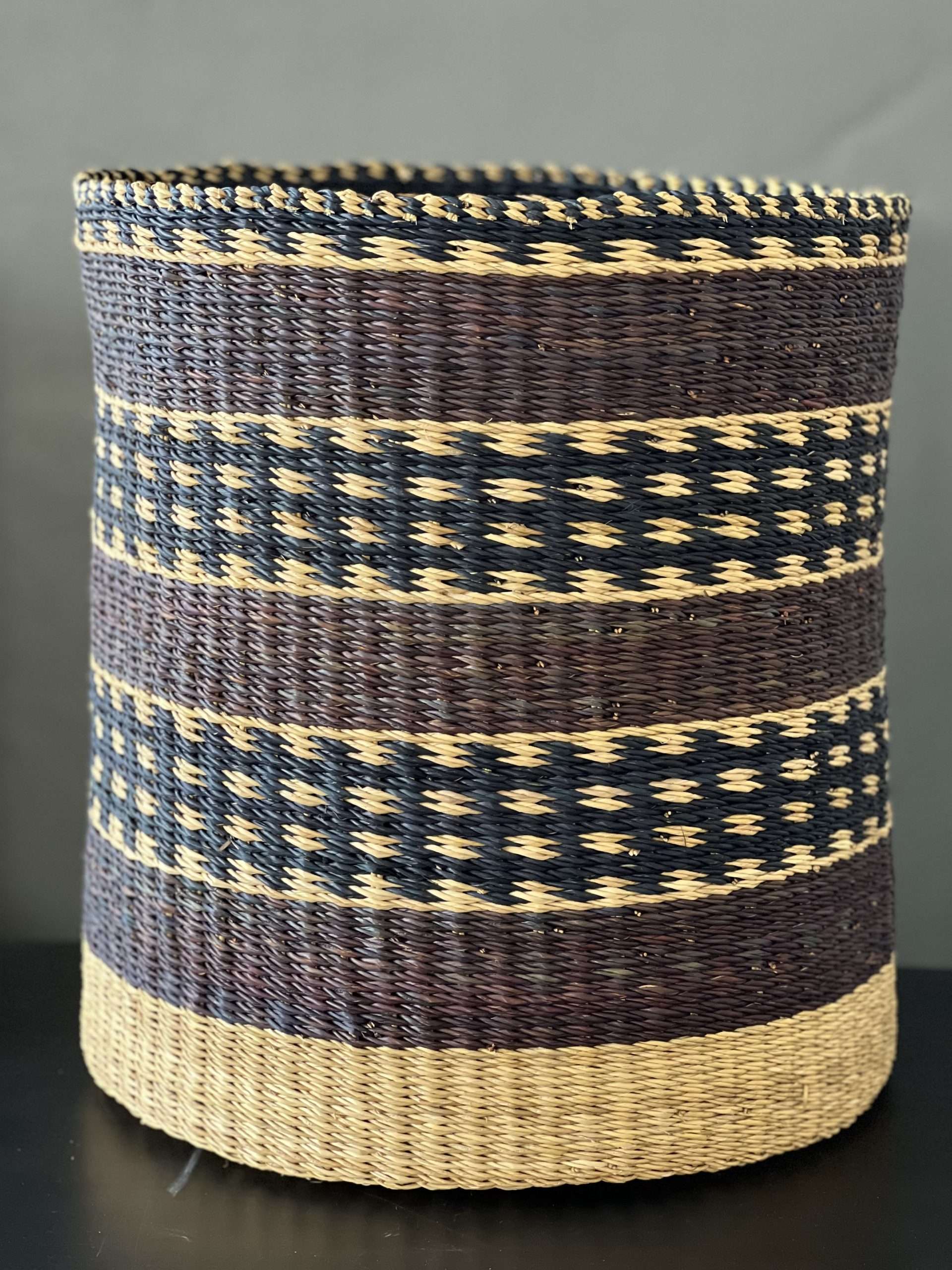 Planter basket by Ayamga