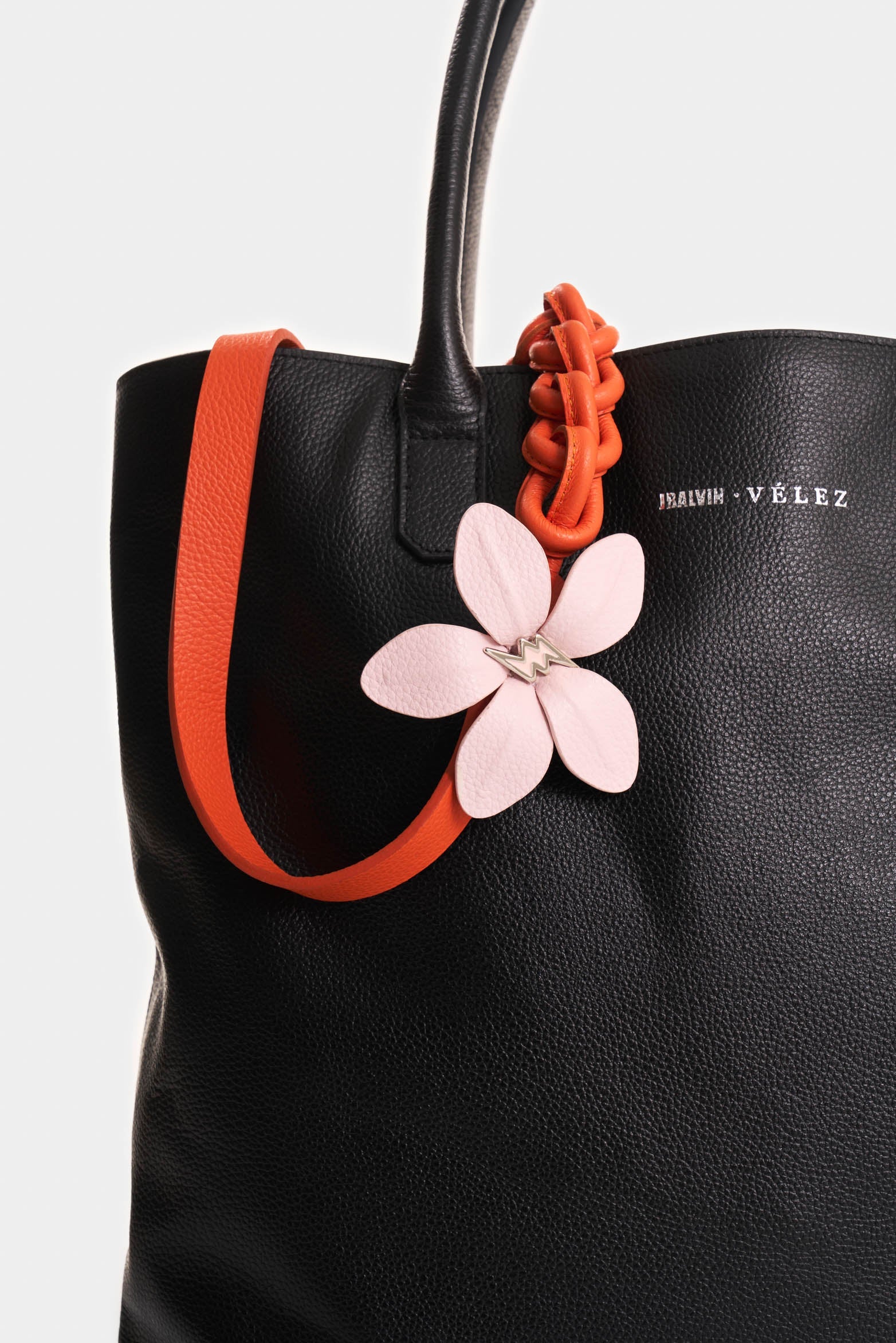 Leather knot strap for women