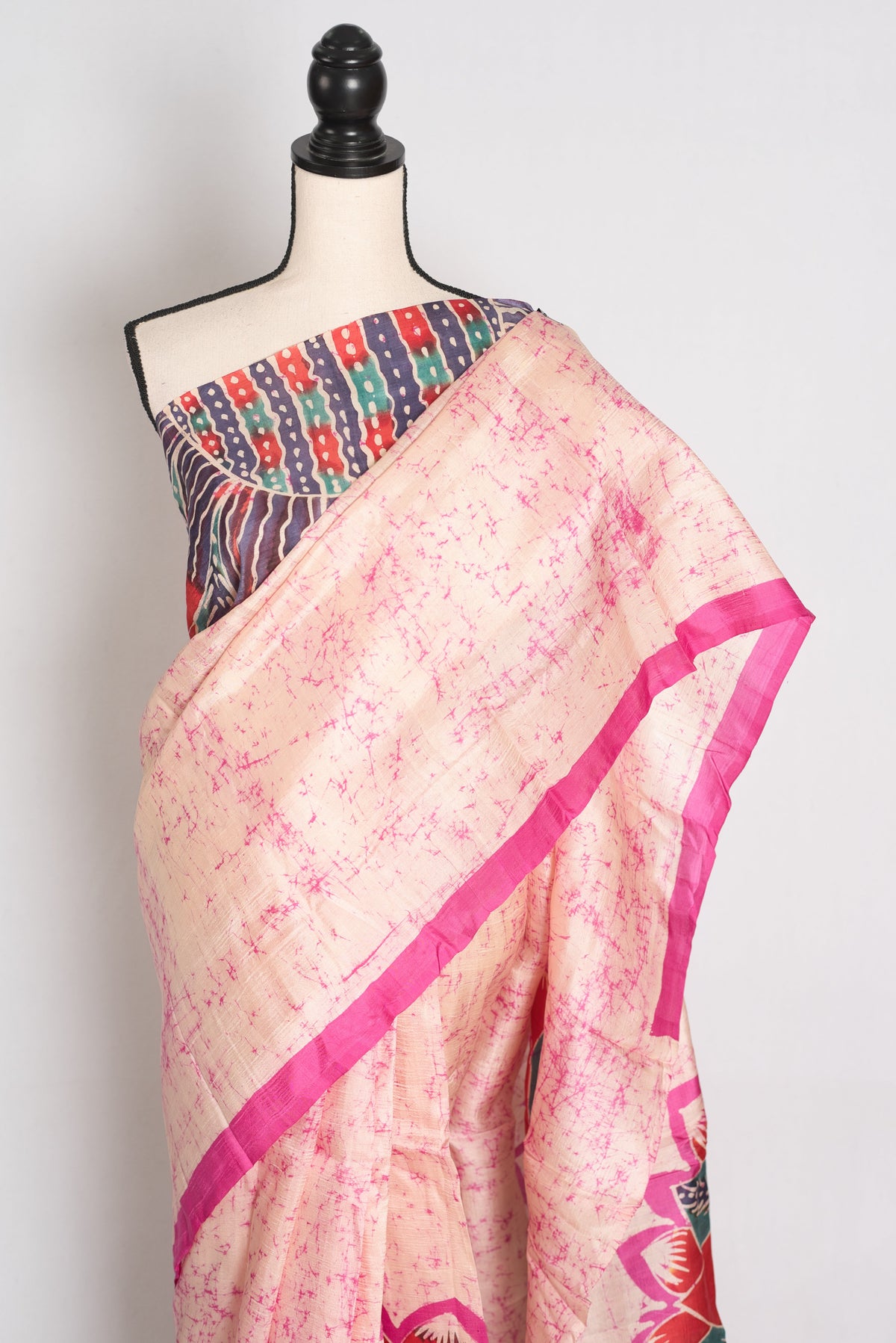 Dhriti : Cream and Pink Contemporary Floral Crack Batik Pure Silk Saree