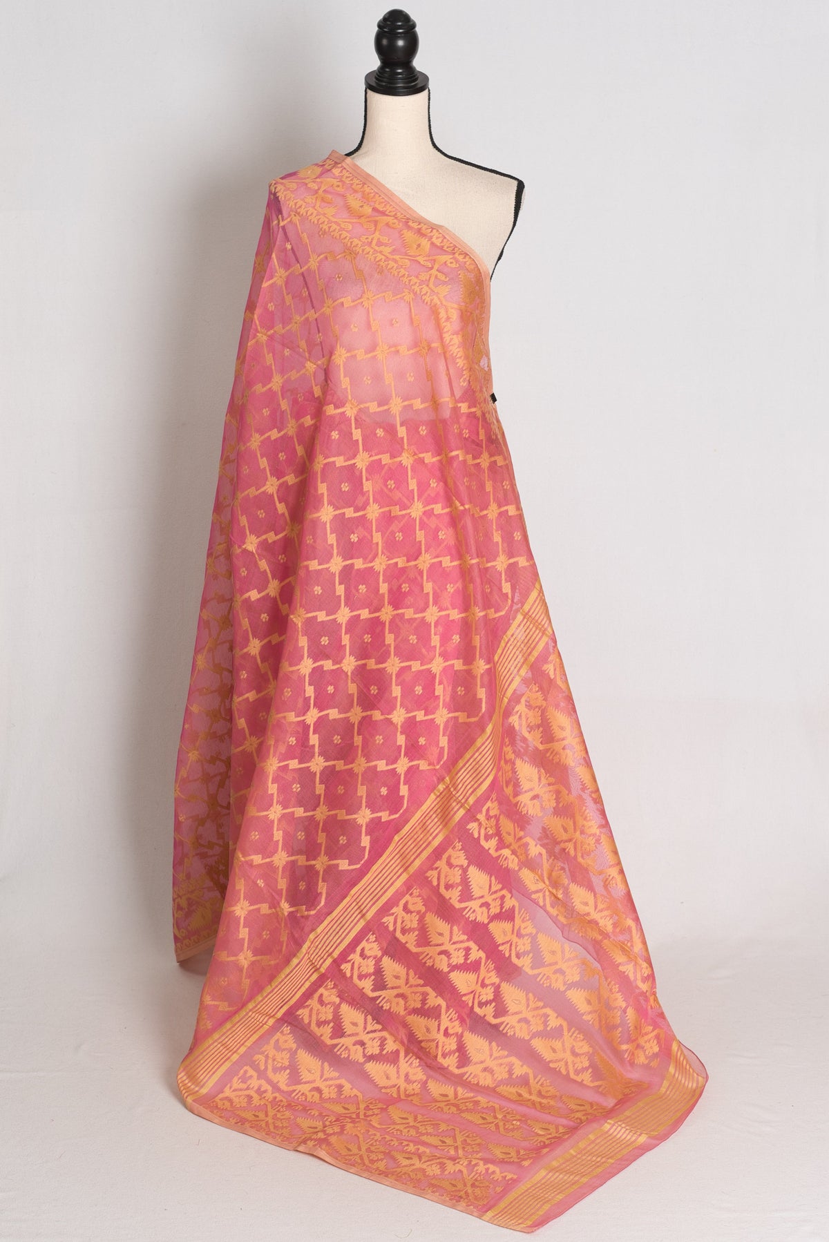 Diya : Pink and Beige Dual-Shade Soft Cotton Blend Bengali Jamdani Saree