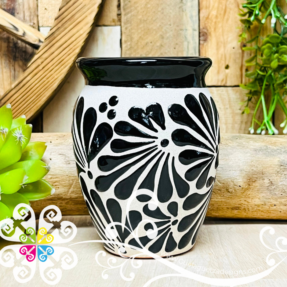 Set of White with Black Espiga Plumeado Cantarito Cup - Set Clay Cantarito