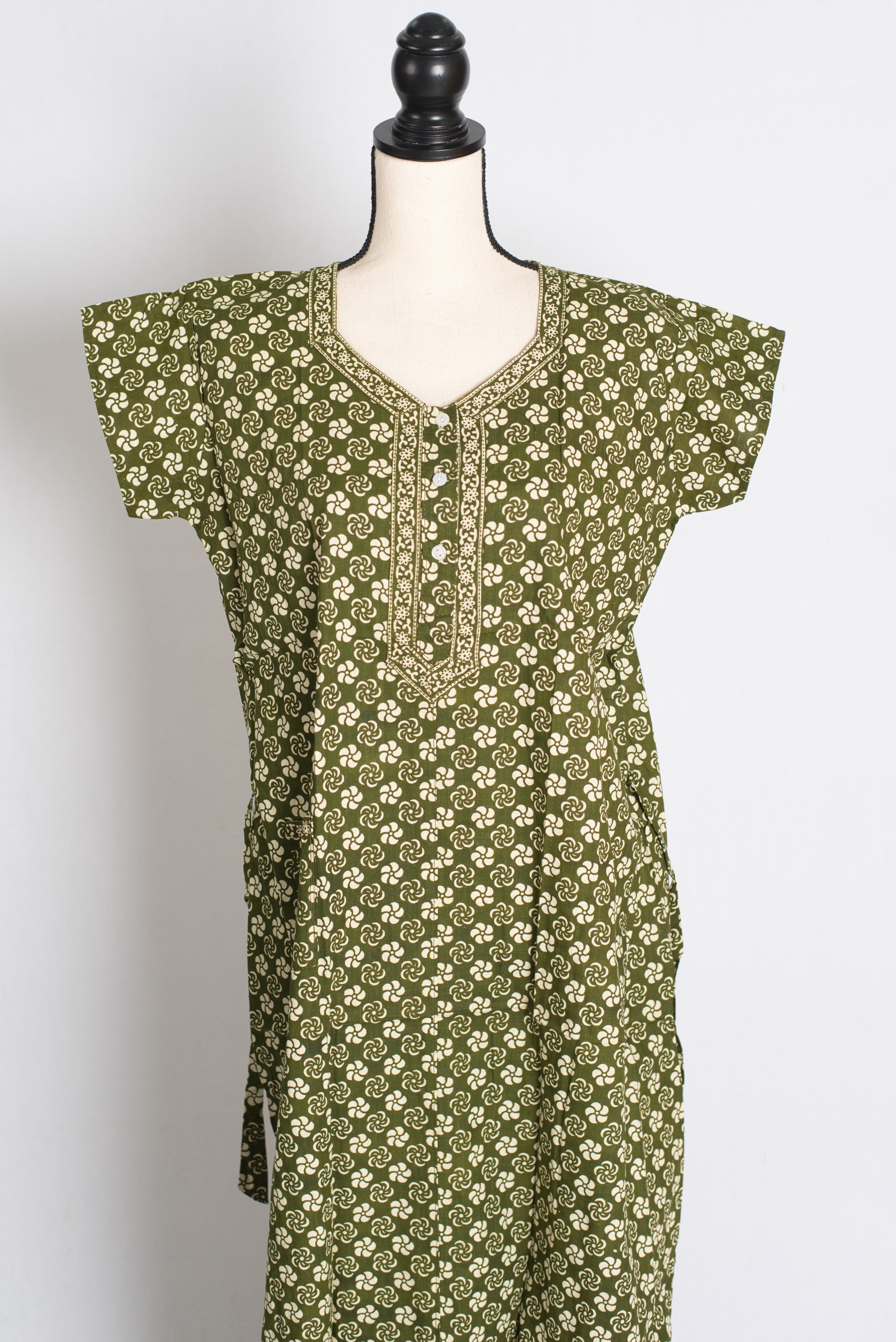 Printed Green Pure Cotton Nightwear in Regular Size