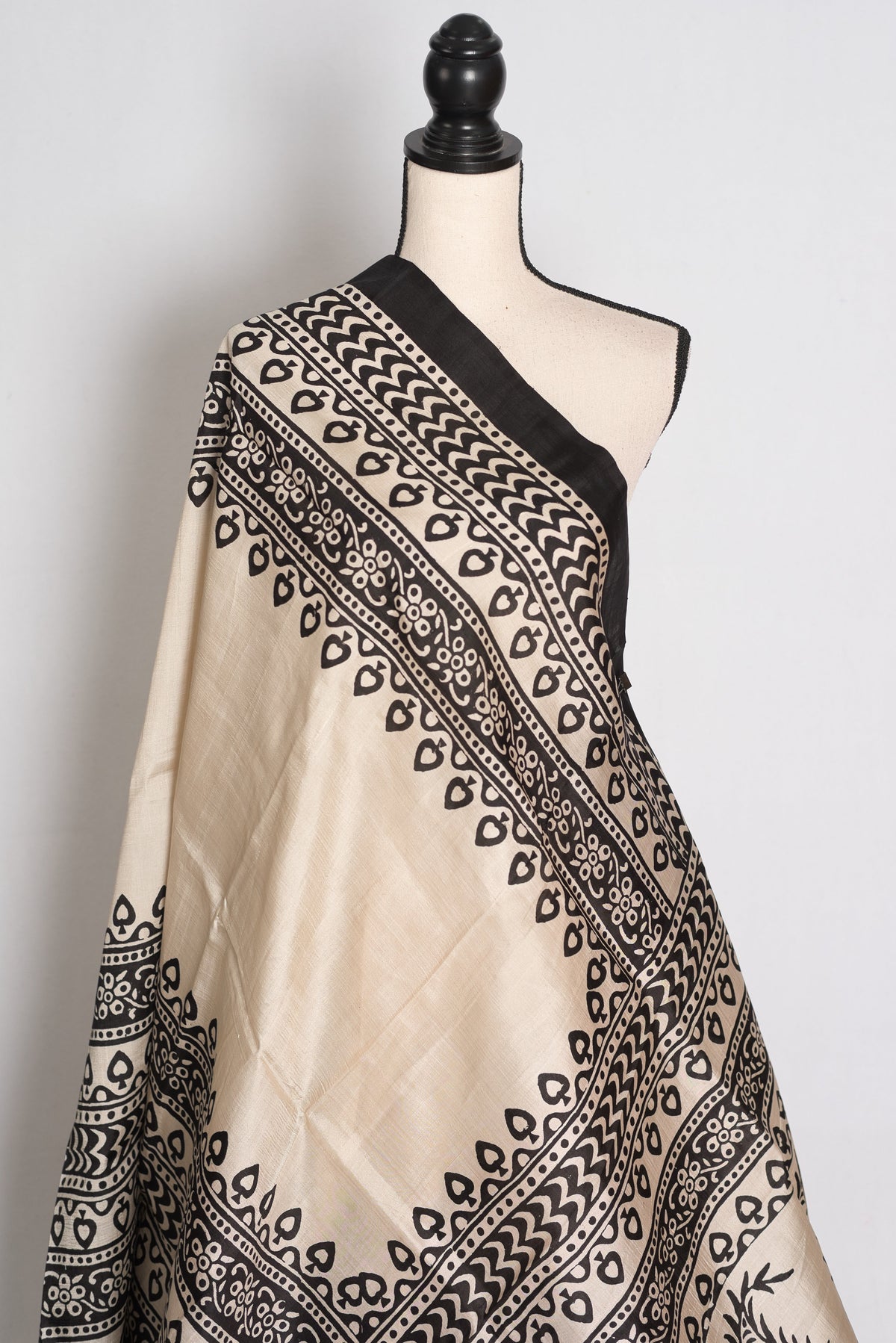 Nandini | Off-White & Black 3-Ply Murshidabad Block Printed Pure Silk Saree