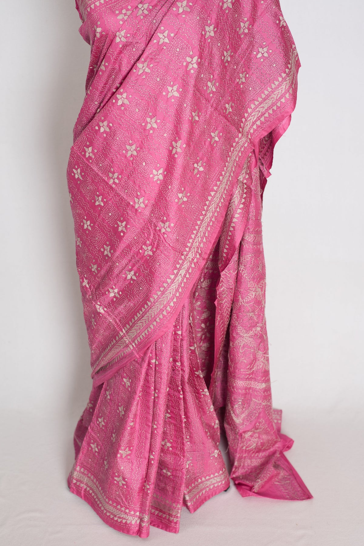 Bidisha : Vibrant Pink Hand Embroidered Kantha Stitch Pure Bangalore Silk Saree