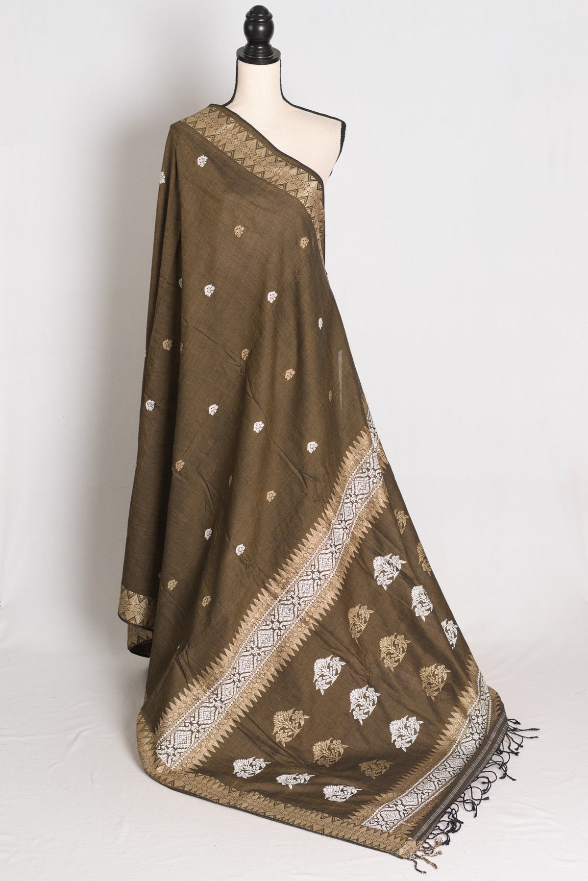 Mala : Snuff Brown Pure Cotton Assamese Handloom Saree