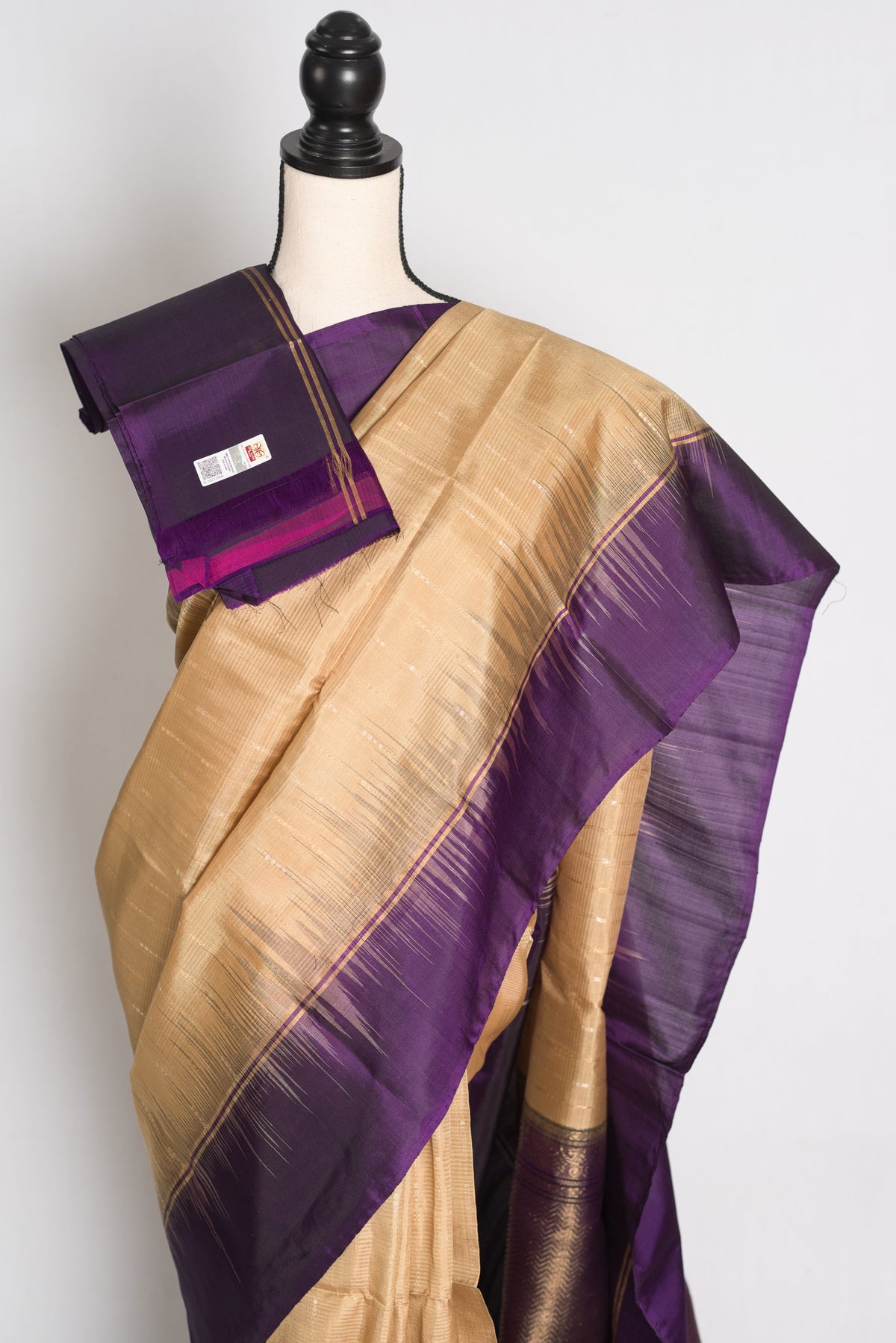 Nita : Beige and Deep Purple Lightweight Pure Kanjivaram Silk Saree