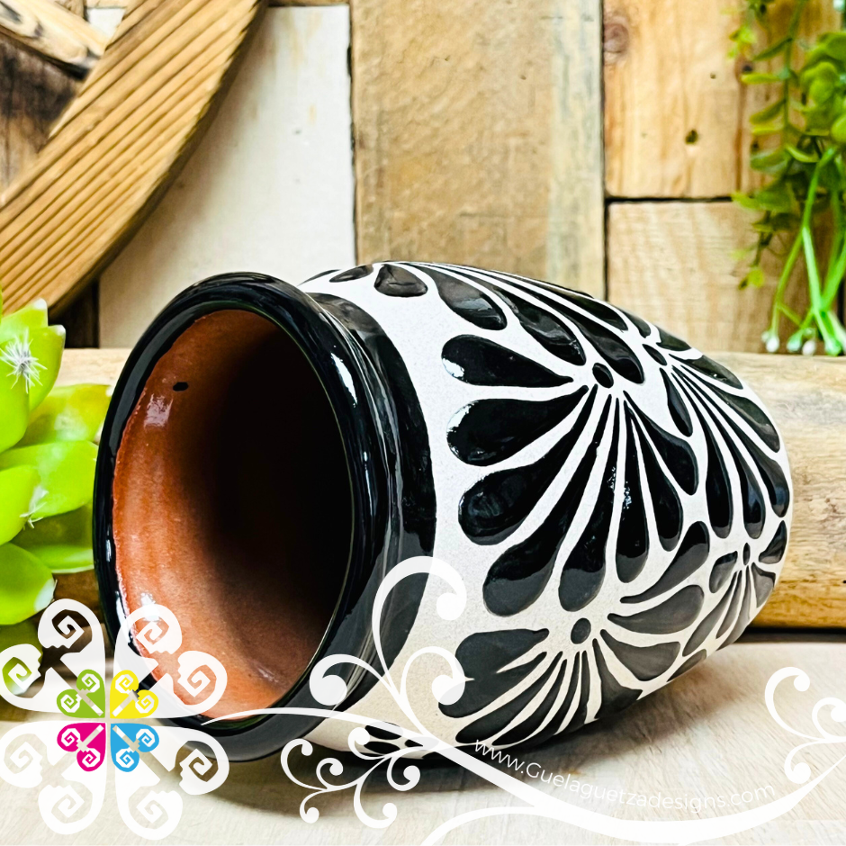 Set of White with Black Espiga Plumeado Cantarito Cup - Set Clay Cantarito