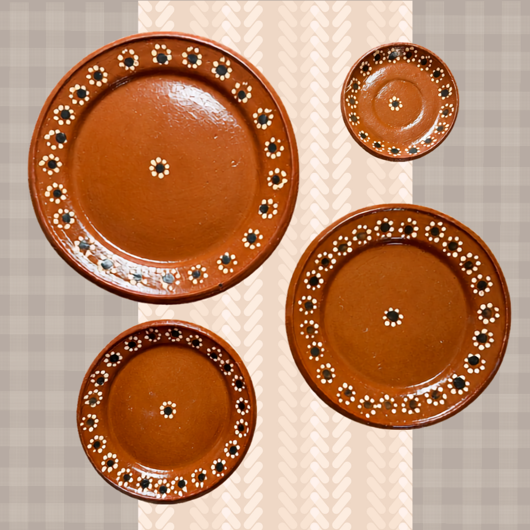 Round Traditional Pottery Plates