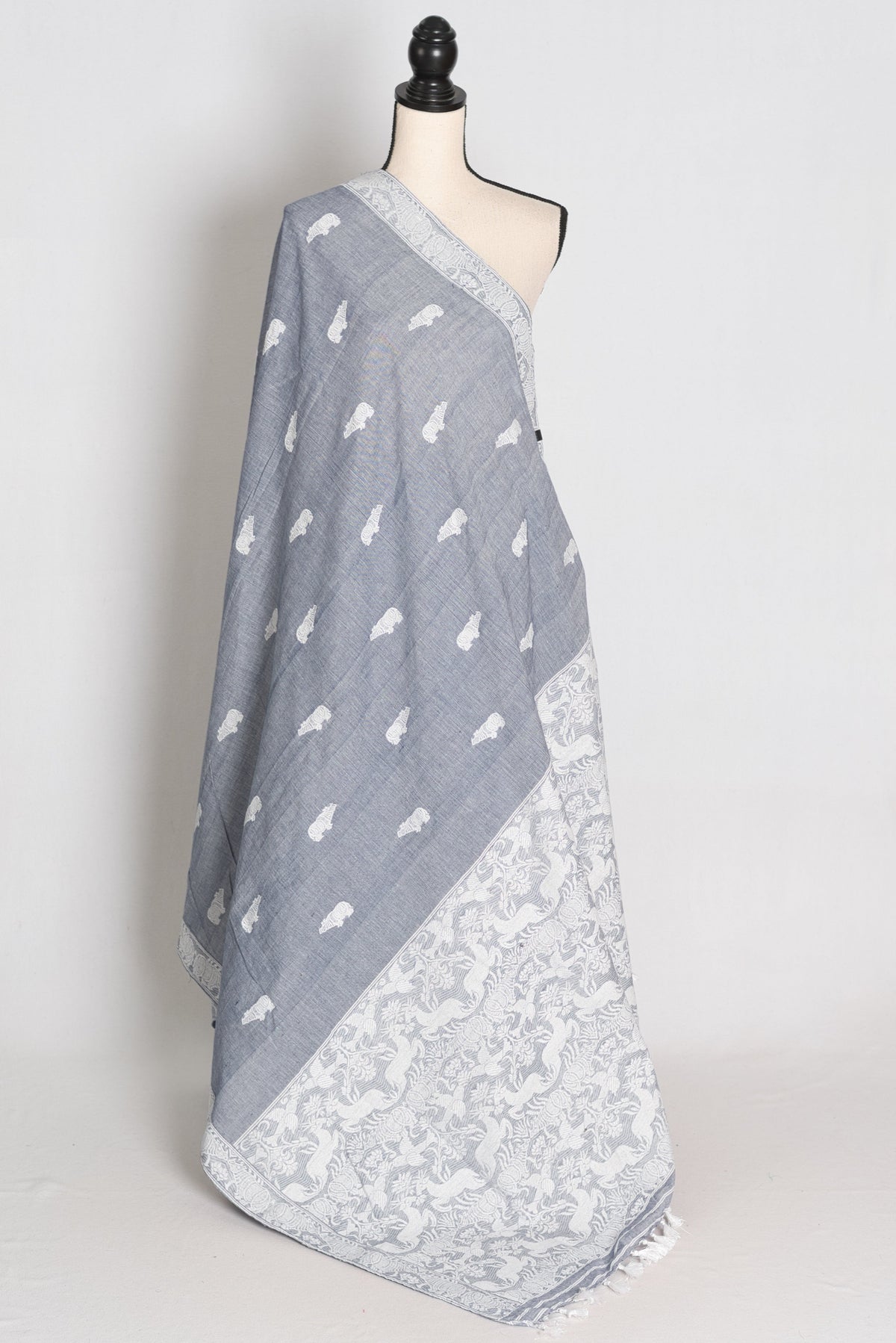 Pronoti : Steel Grey Kaziranga Soft Pure Cotton Assamese Handloom Saree