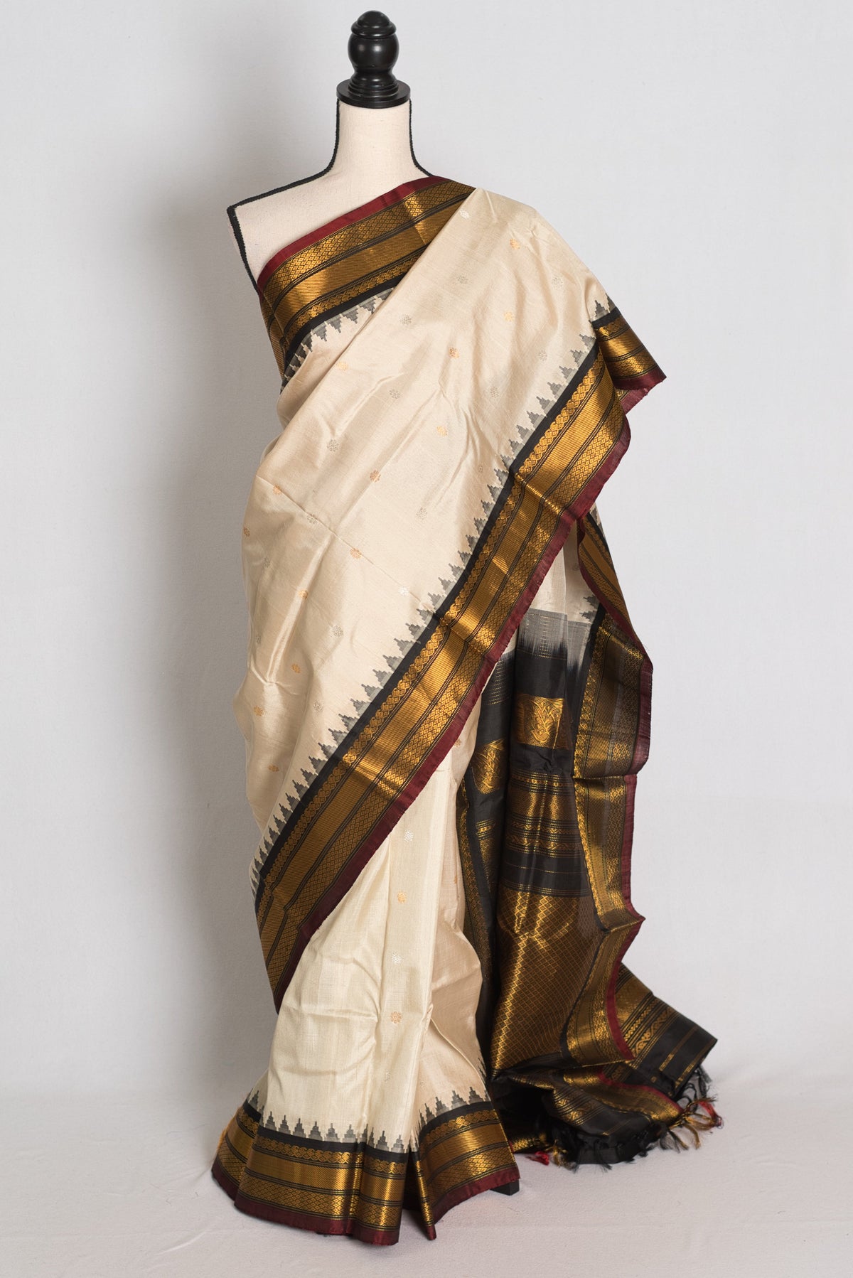 Rohini : Cream and Black Handwoven Pure Gadwal Silk Saree with Kanjivaram Style