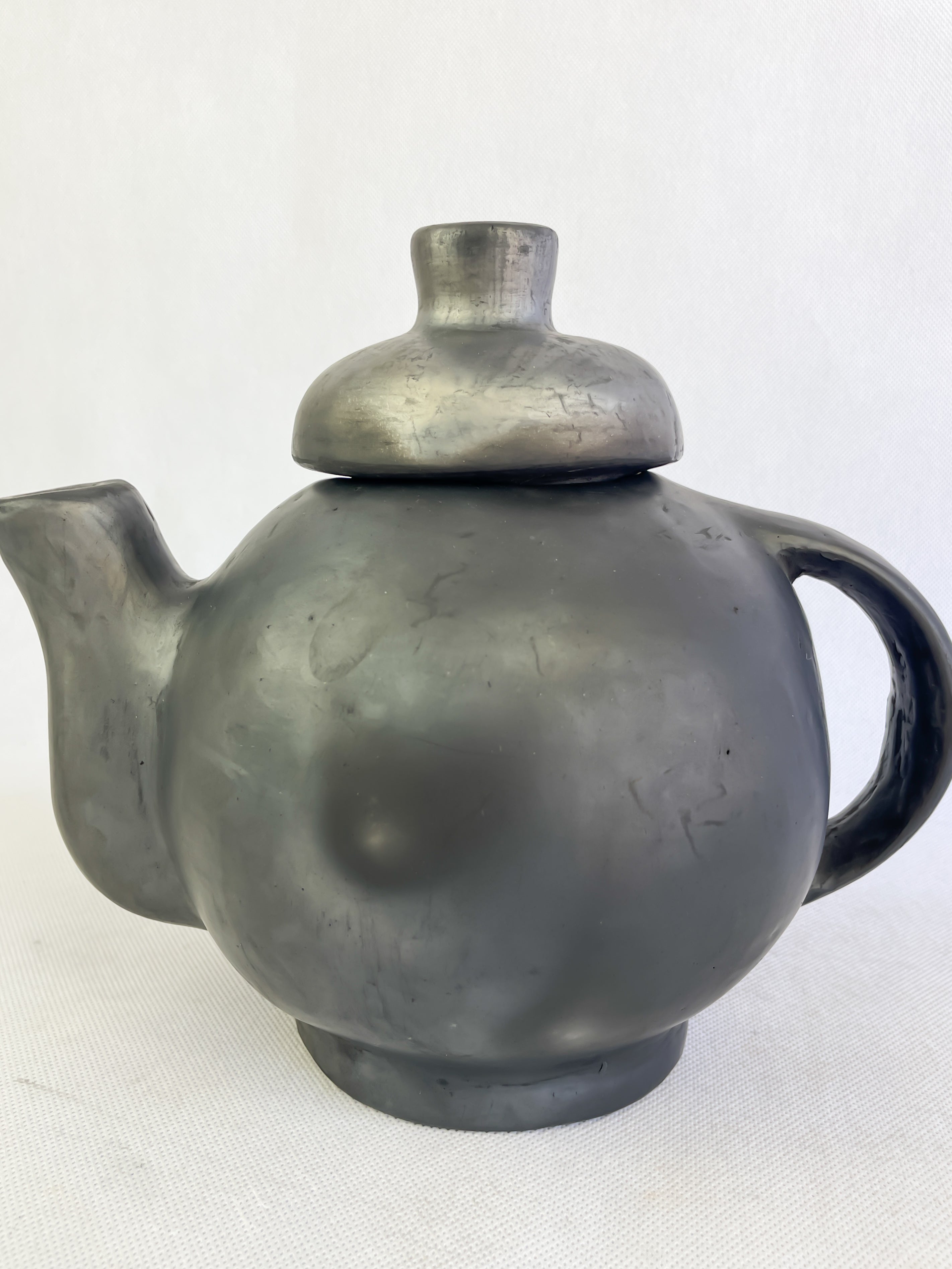 Oaxaca Black Clay Oaxaca Tea Pot – Tetera de Barro Negro