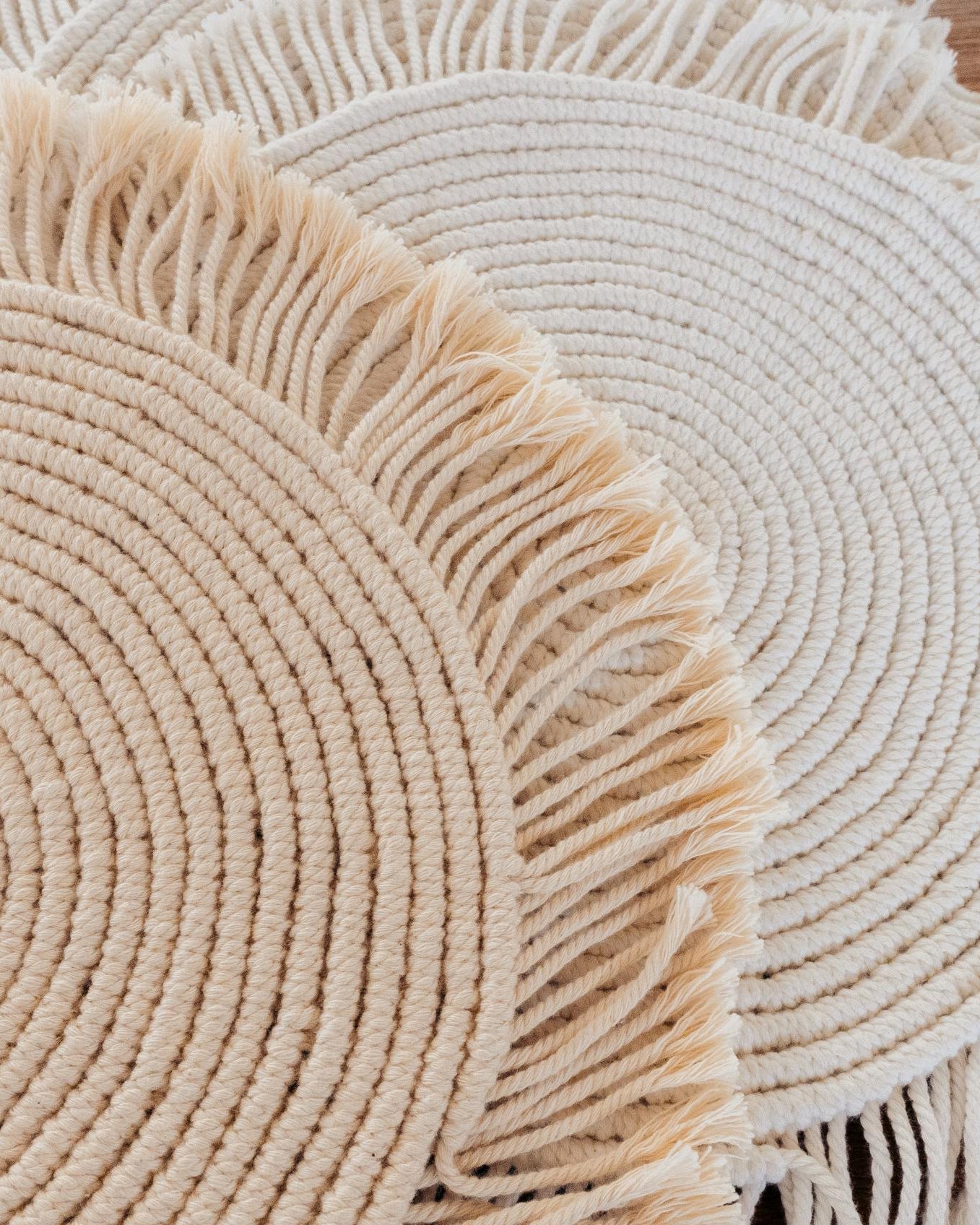 Round Macrame Placemat and Coaster Set of 4