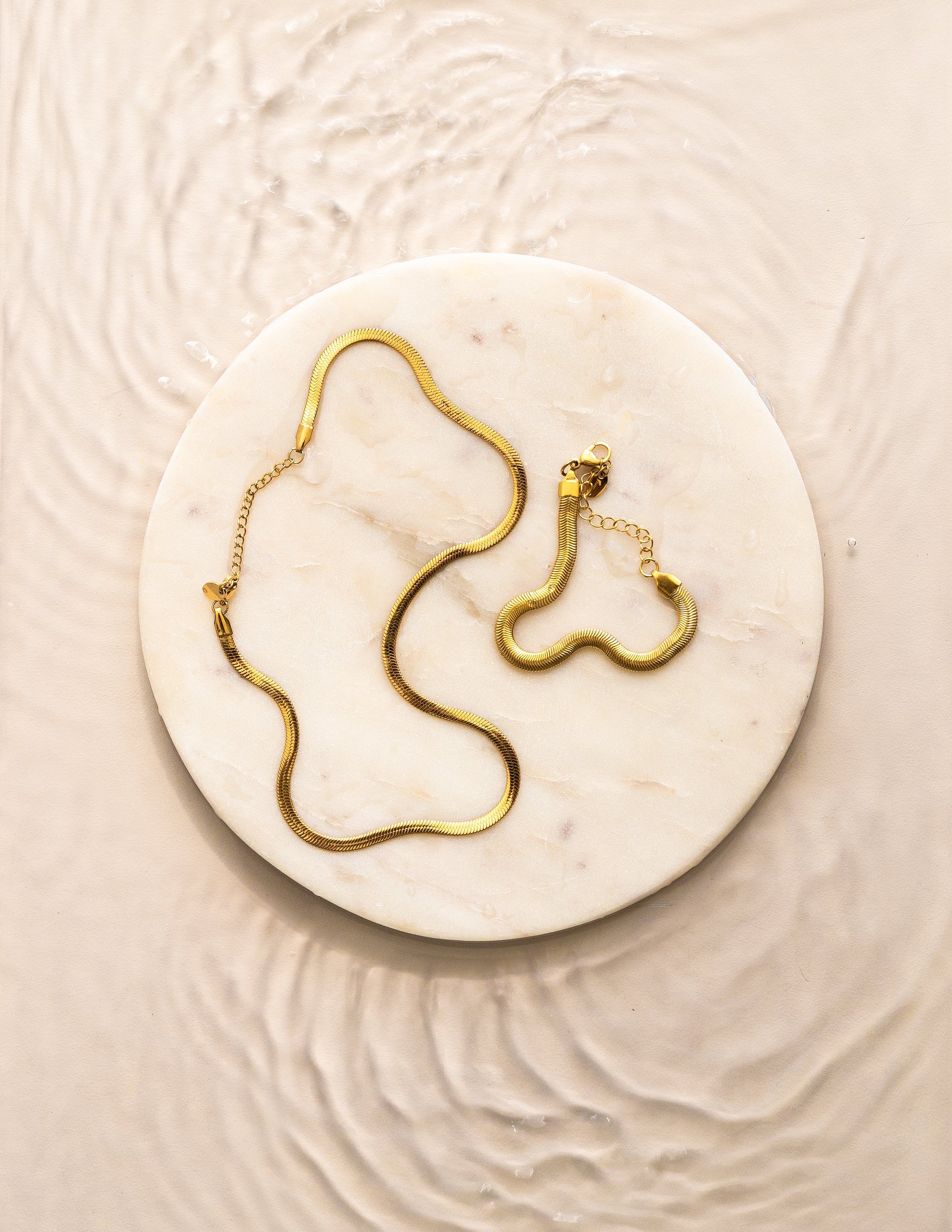 Liquid Herringbone Chain Necklace
