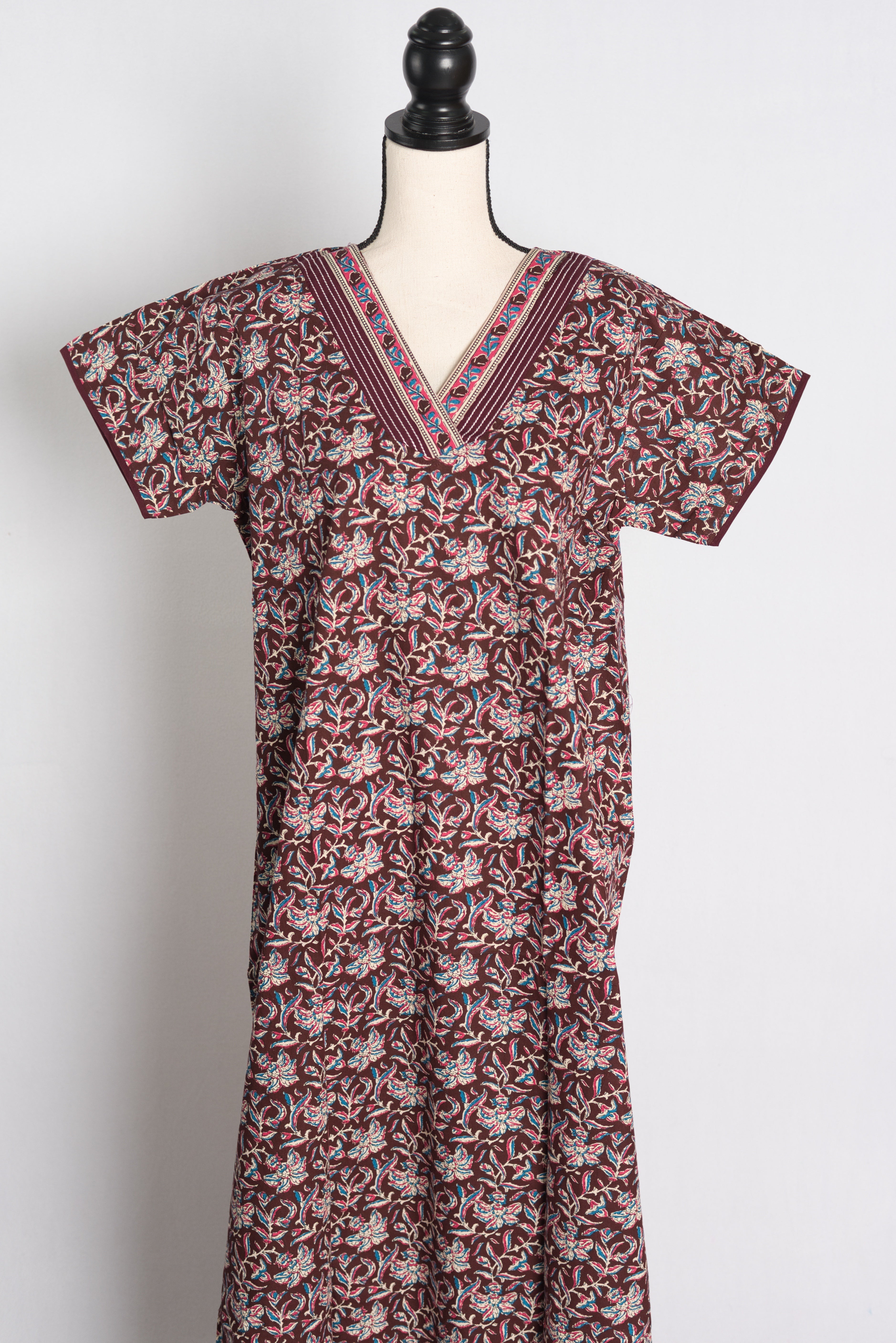 Printed Maroon Cotton Nightwear in Regular Size
