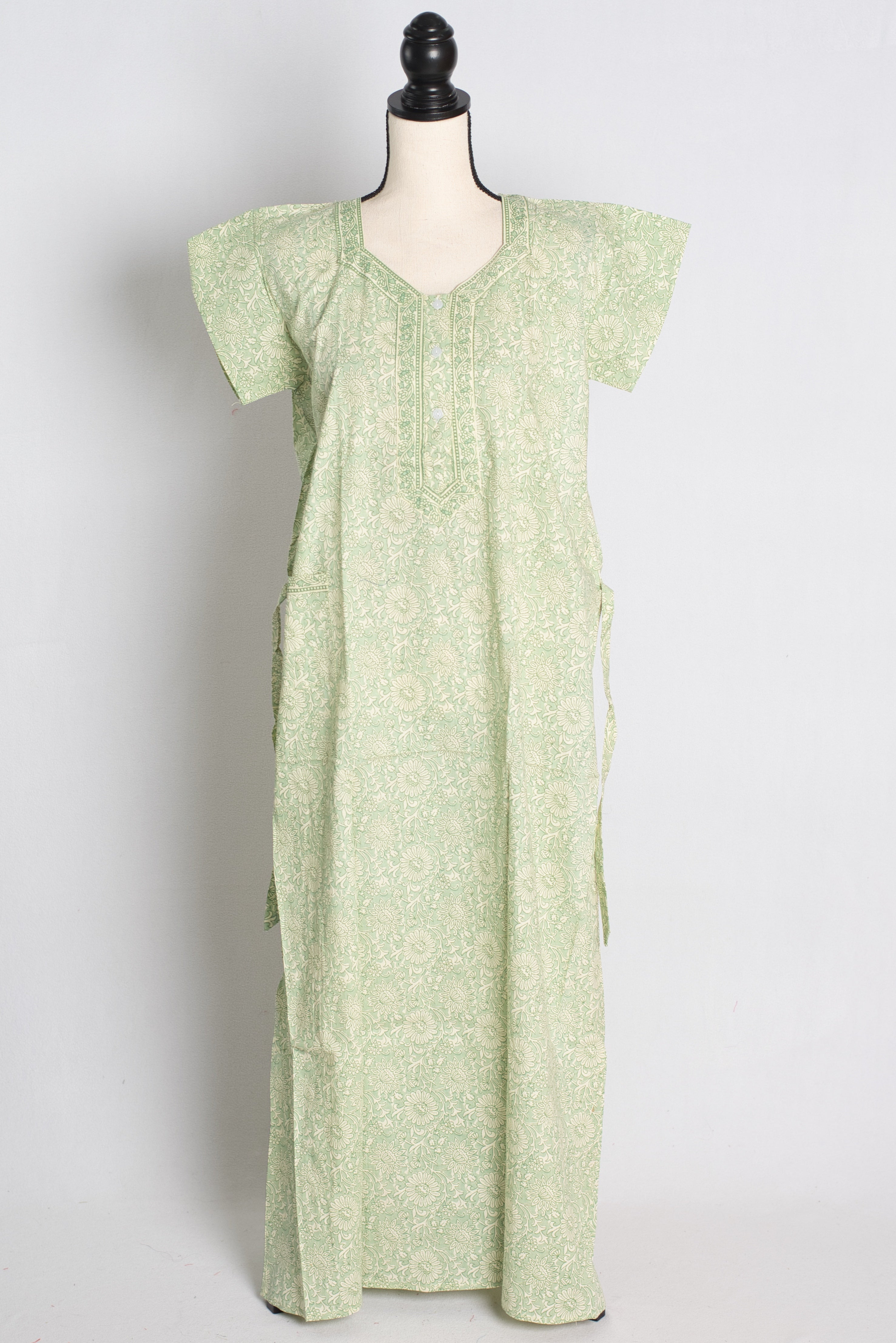 Printed Green Cotton Nightwear in Regular Size