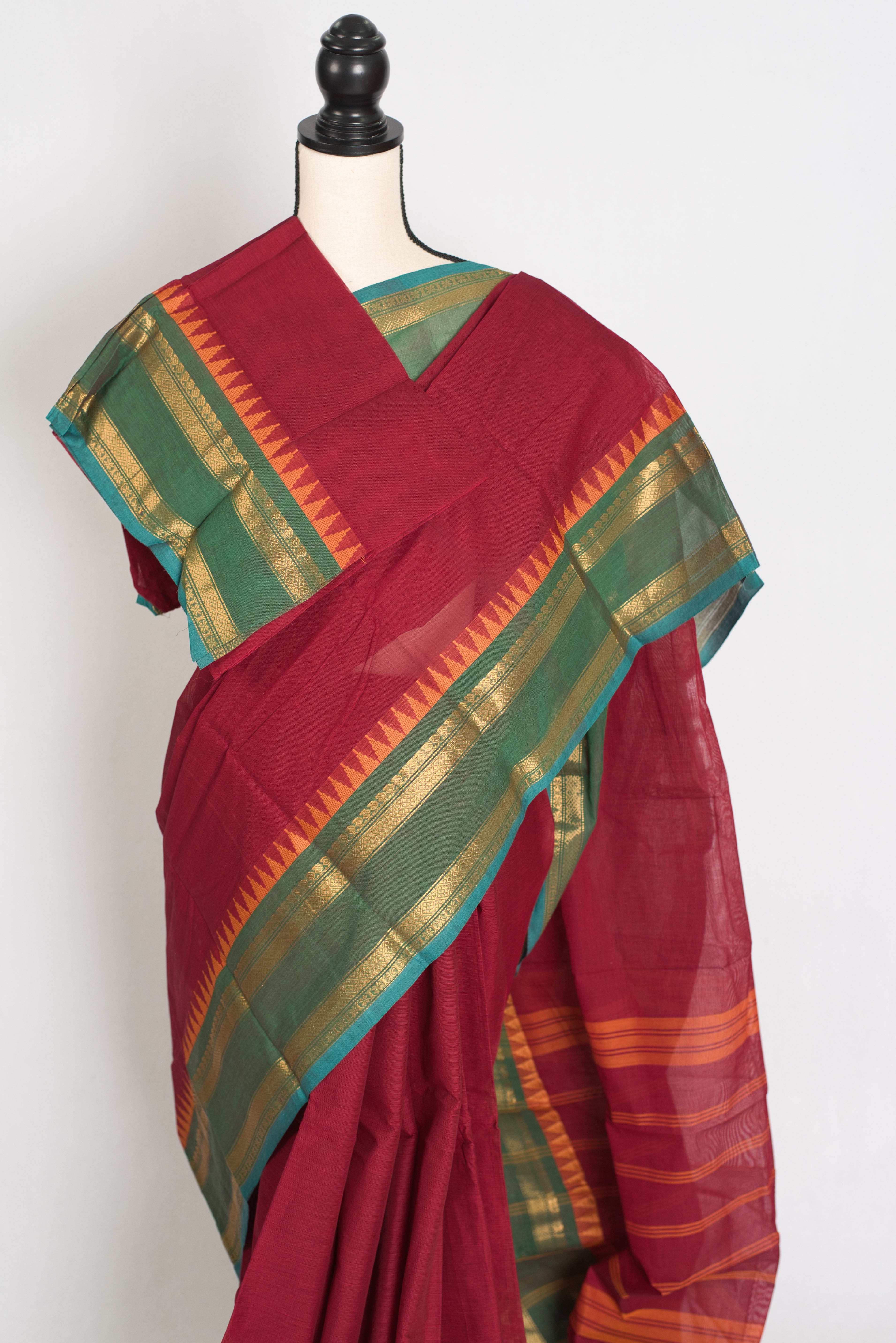 Kaveri : Magenta Kanchi Cotton Saree - Handwoven South Indian Elegance