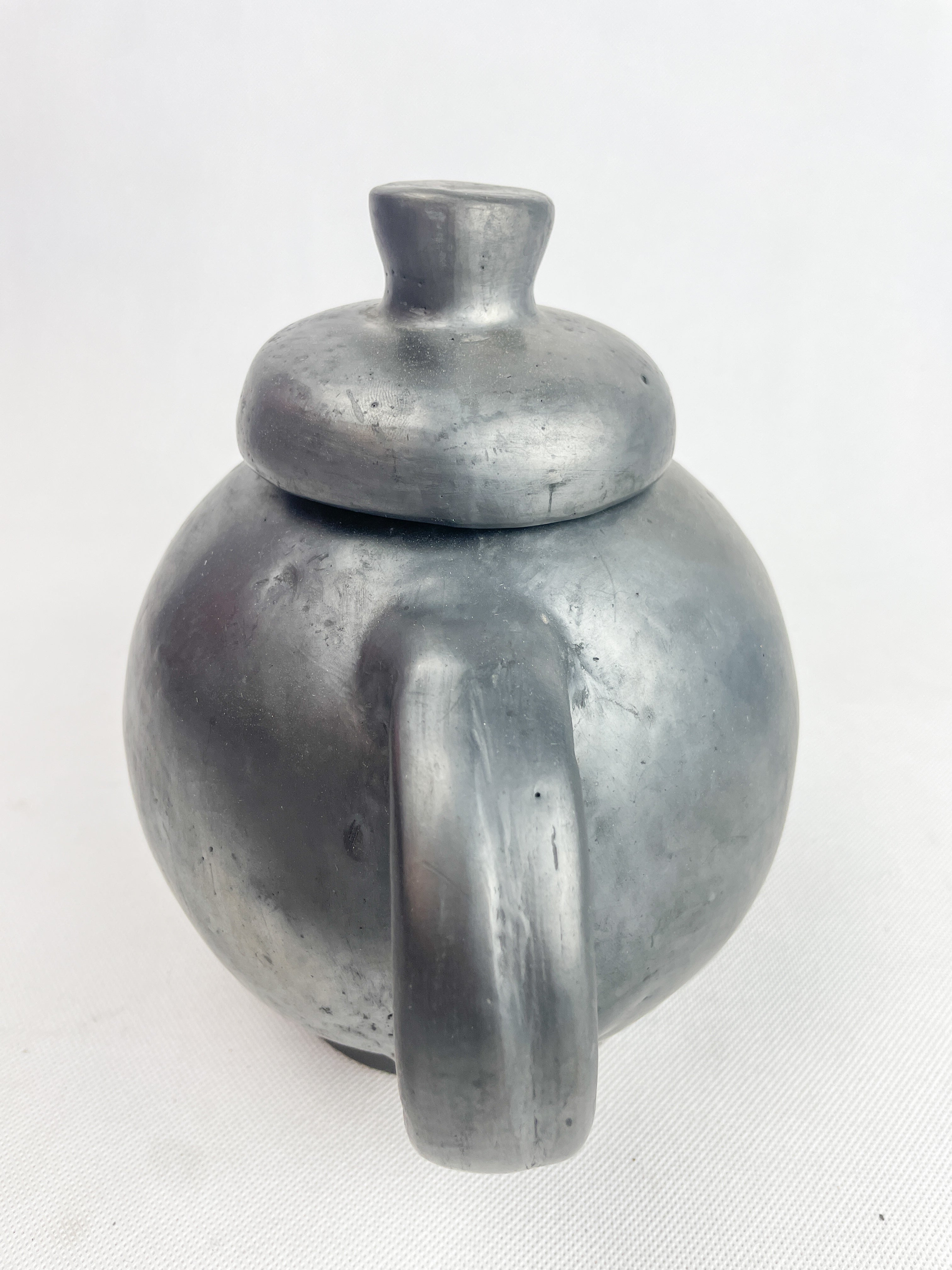 Oaxaca Black Clay Oaxaca Tea Pot – Tetera de Barro Negro