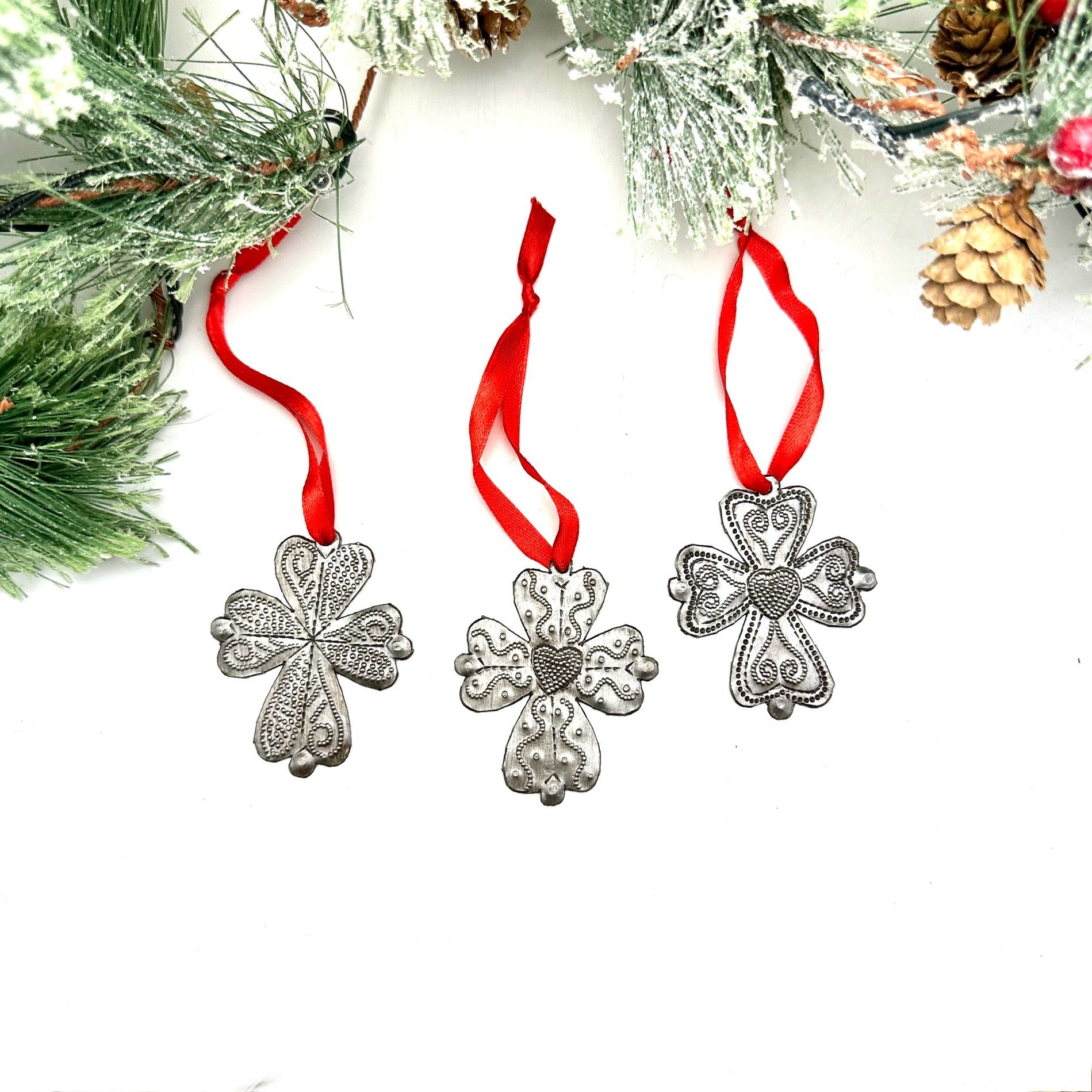 Three Crosses Ornament Set