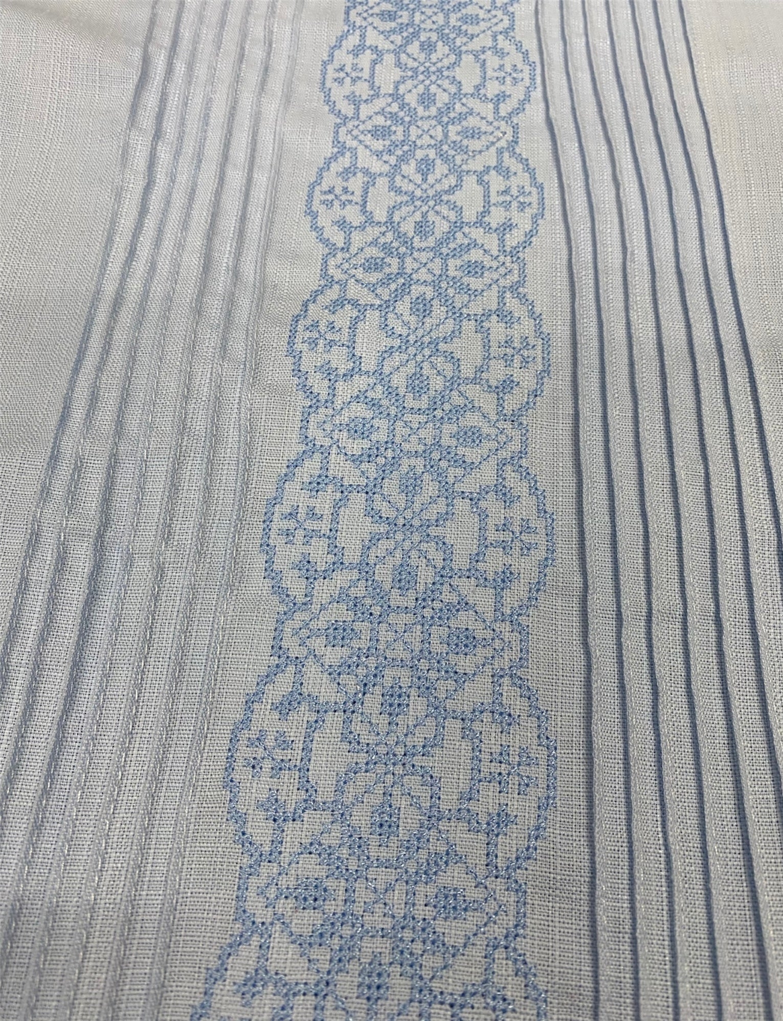 Men’s Linen Guayabera Izel Light Blue