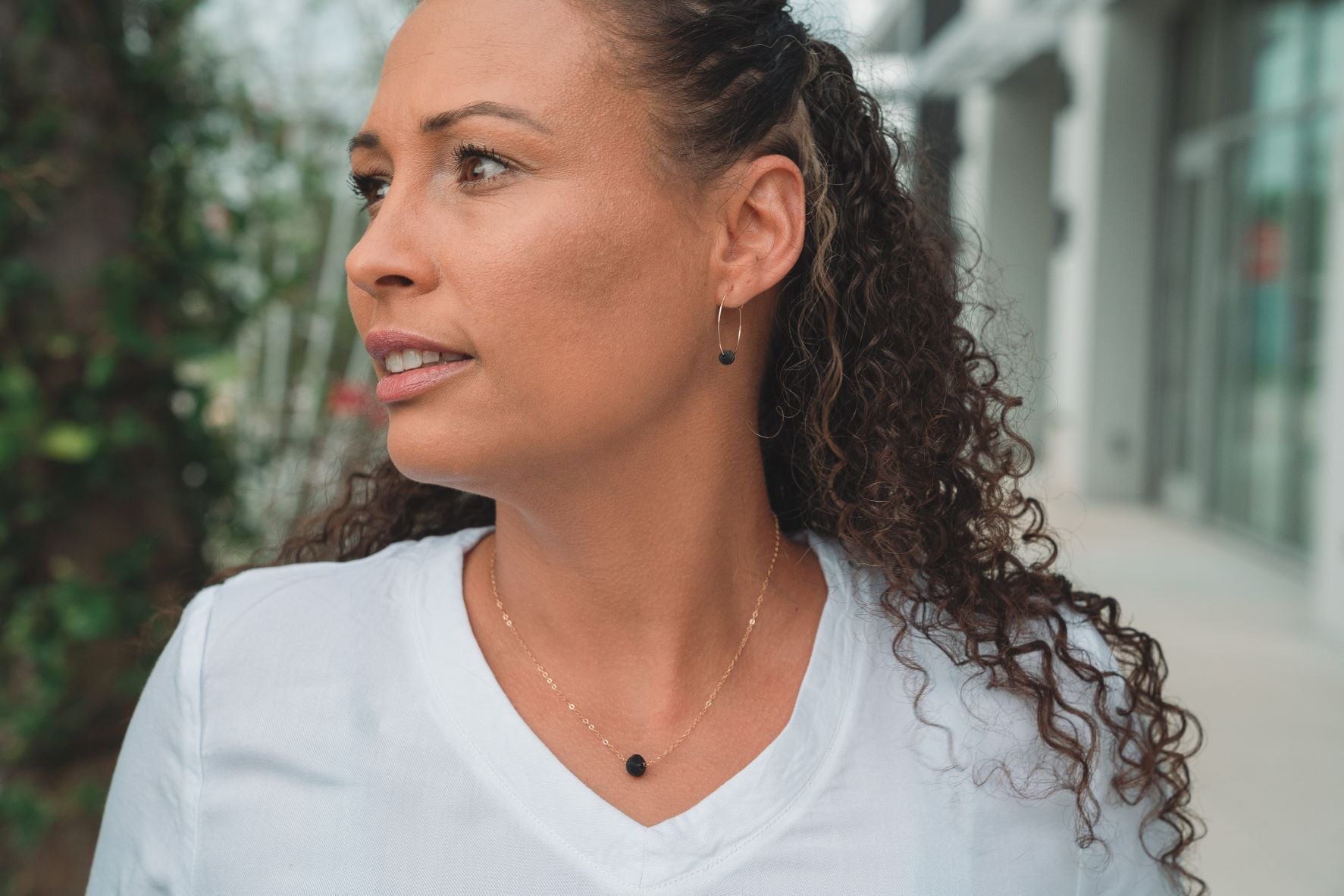 One Bead Necklace