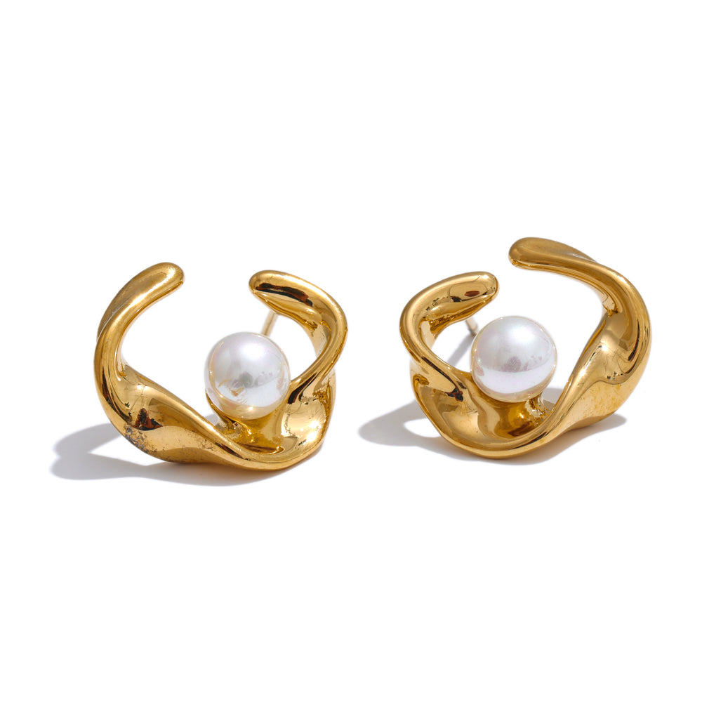 Arc Pearl Stud